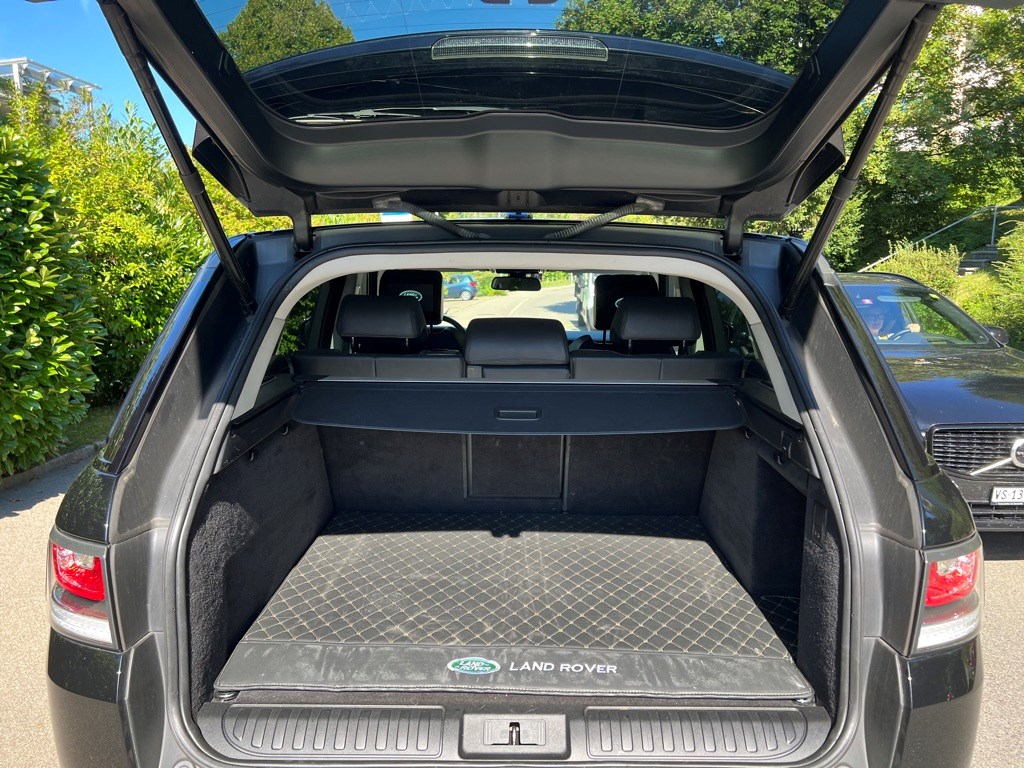 LAND ROVER Range Rover Sport 3.0 TDV6 SE Automatic-image-4