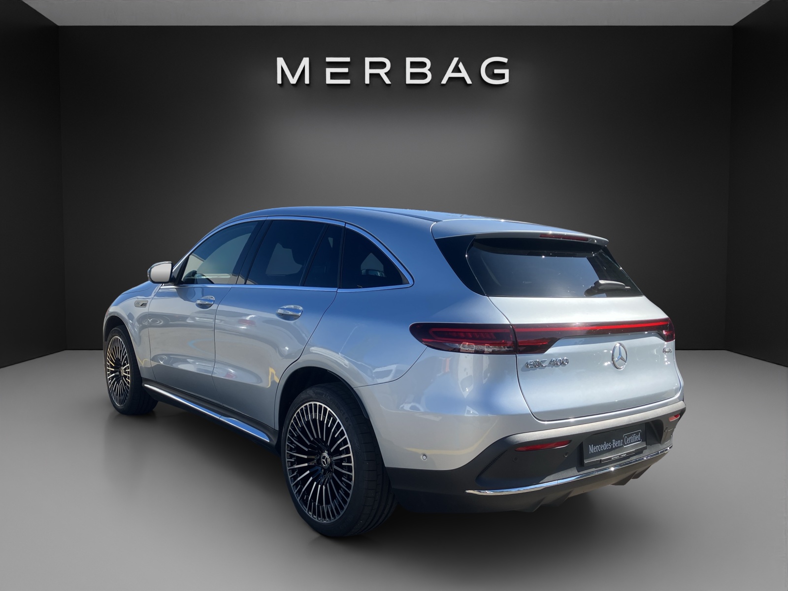 MERCEDES-BENZ EQC 400 4Matic-image-3