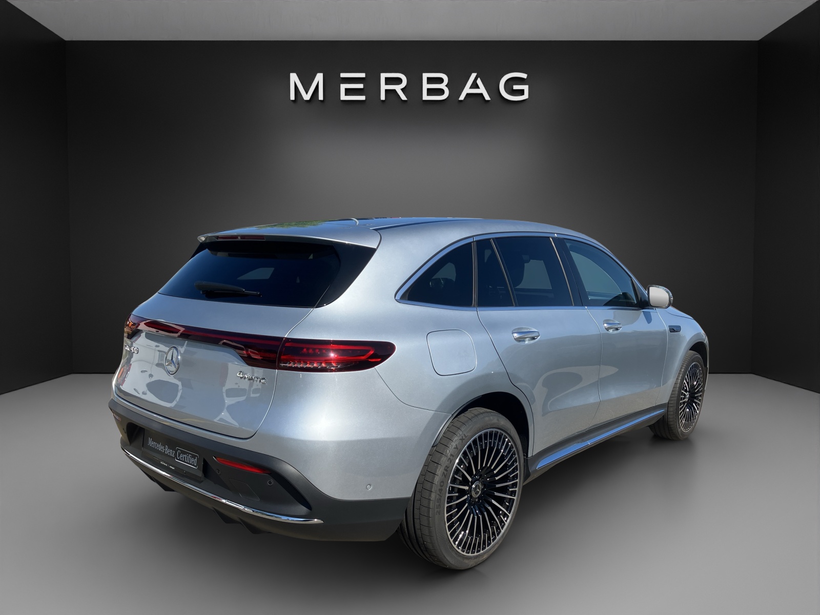 MERCEDES-BENZ EQC 400 4Matic-image-5