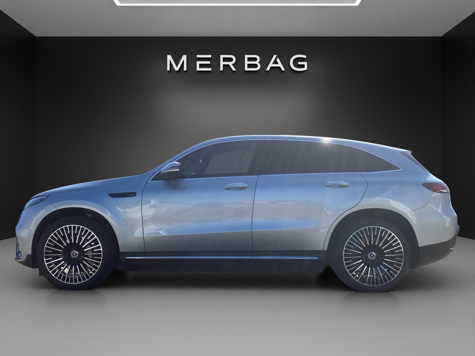 MERCEDES-BENZ EQC 400 4Matic-image-2