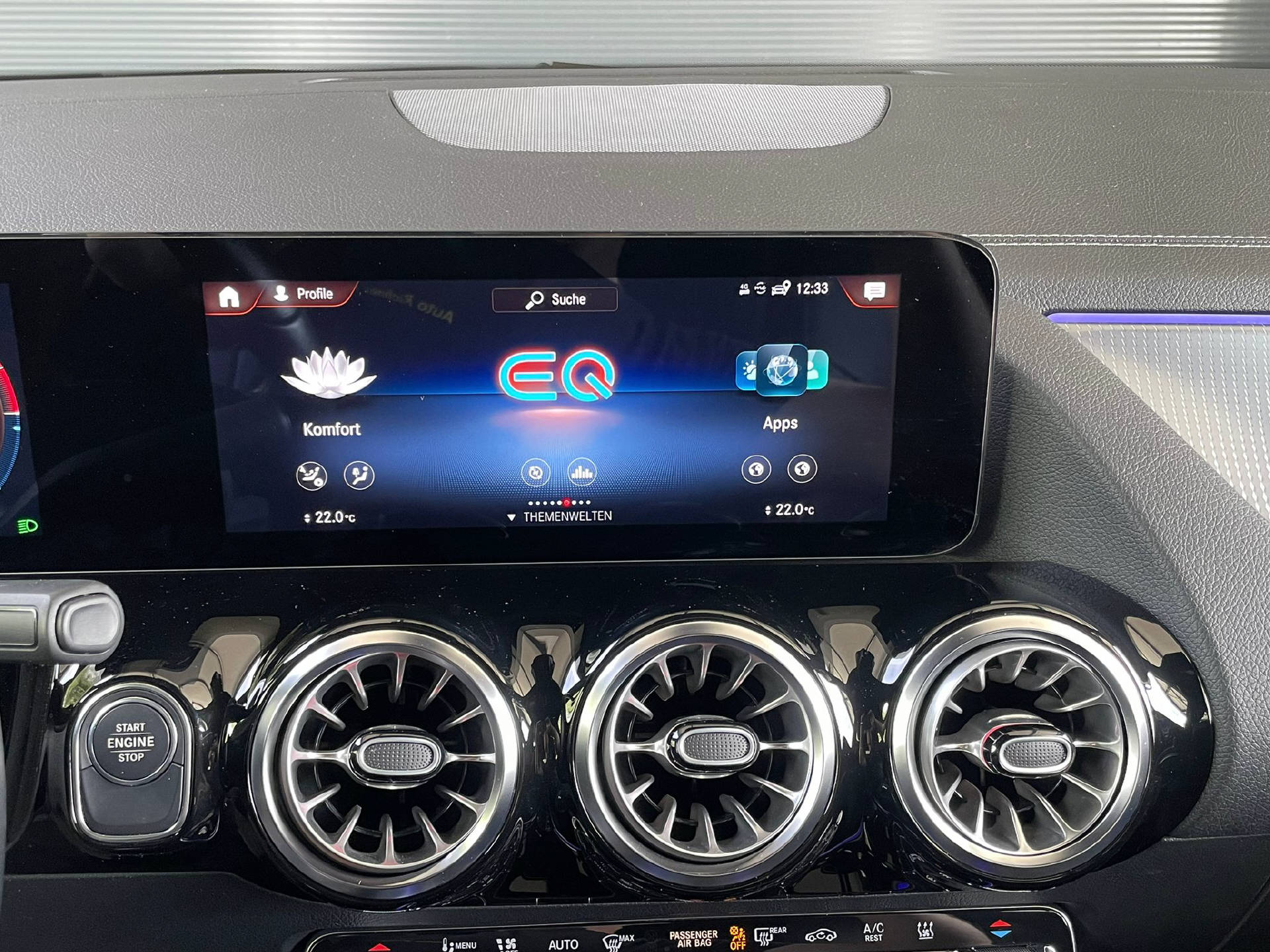 MERCEDES-BENZ GLA 250 e Style-image-10