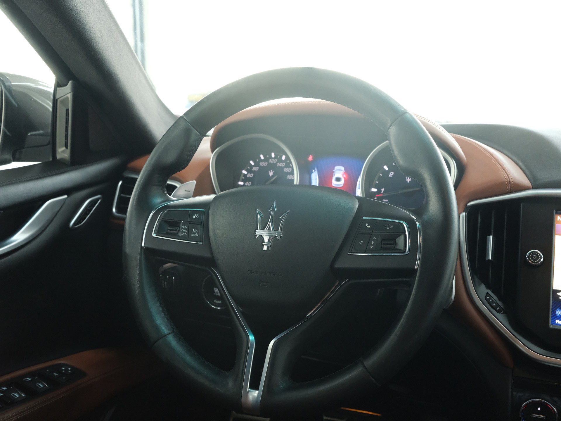 MASERATI Ghibli D 3.0 V6 Automatica-image-24