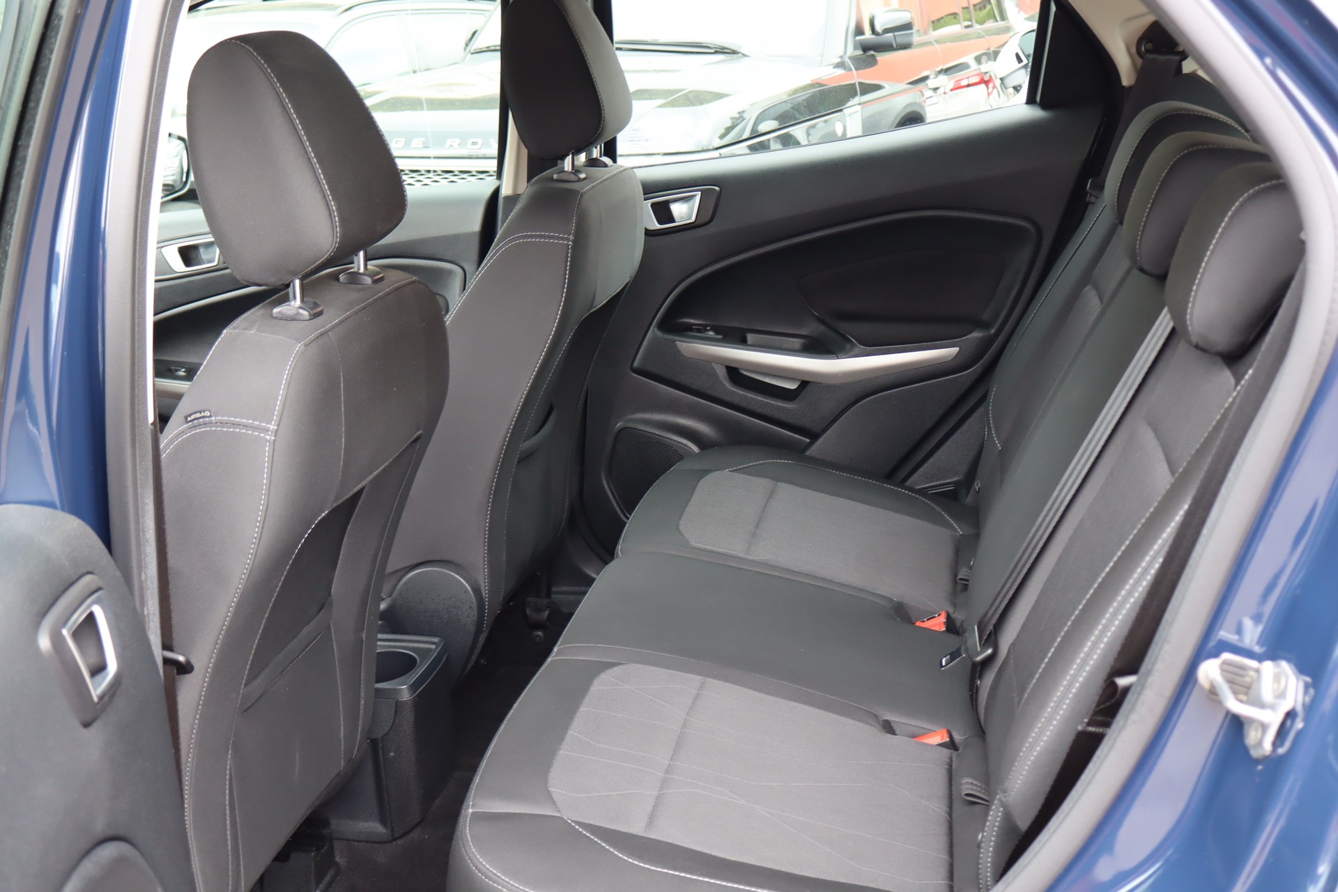 FORD EcoSport 1.0 SCTi Trend-image-17