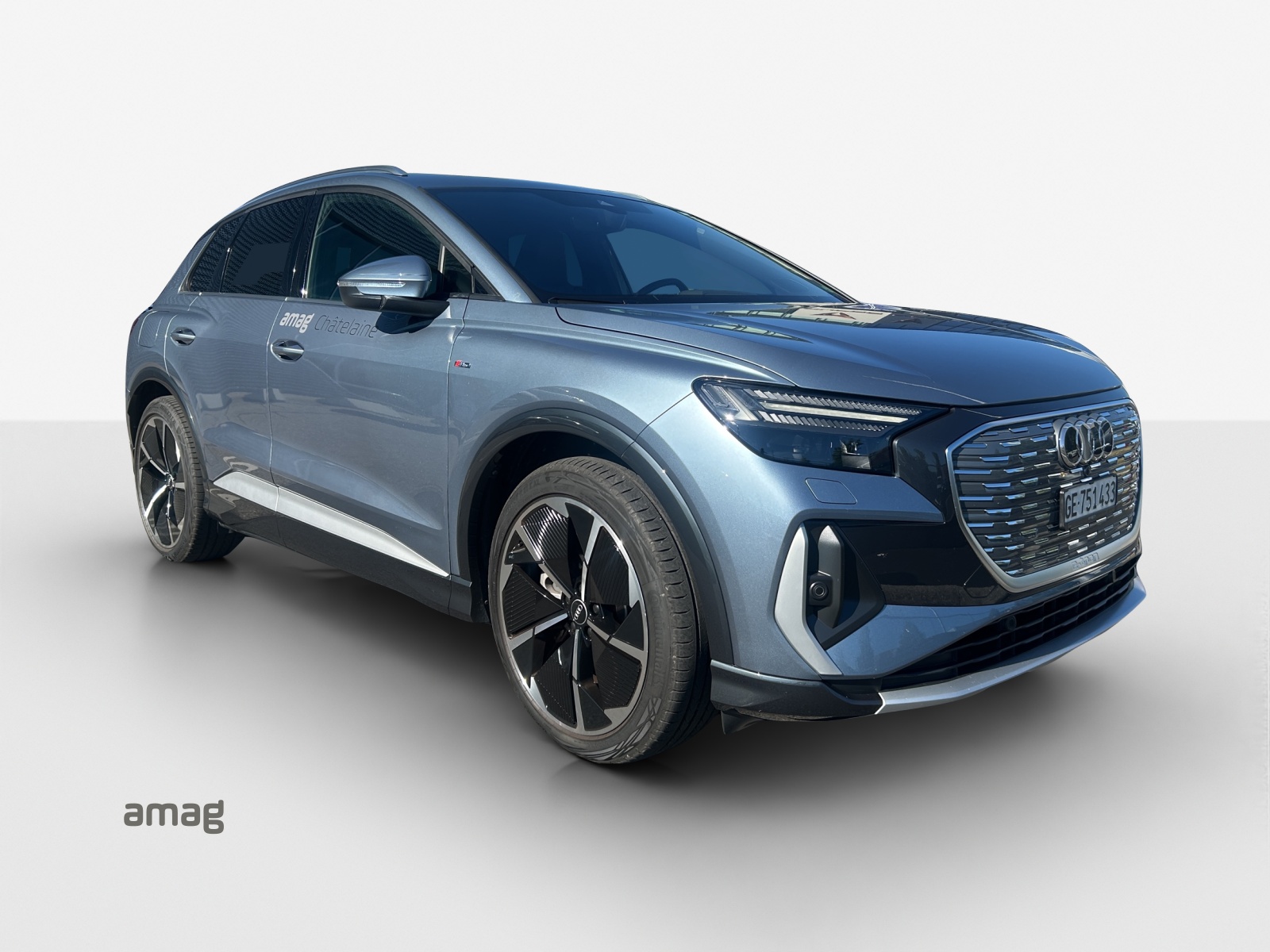 AUDI Q4 e-tron 50 quattro-image-5