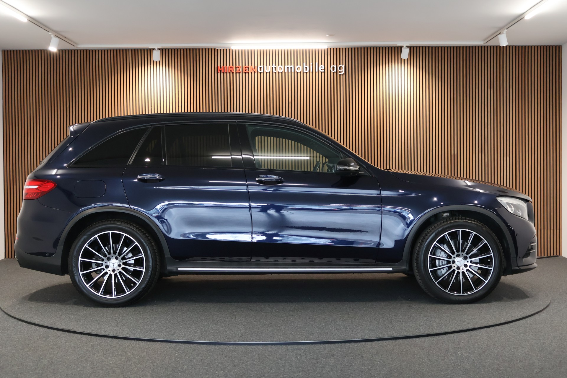 MERCEDES-BENZ GLC 43 AMG 4Matic 9G-Tronic-image-4