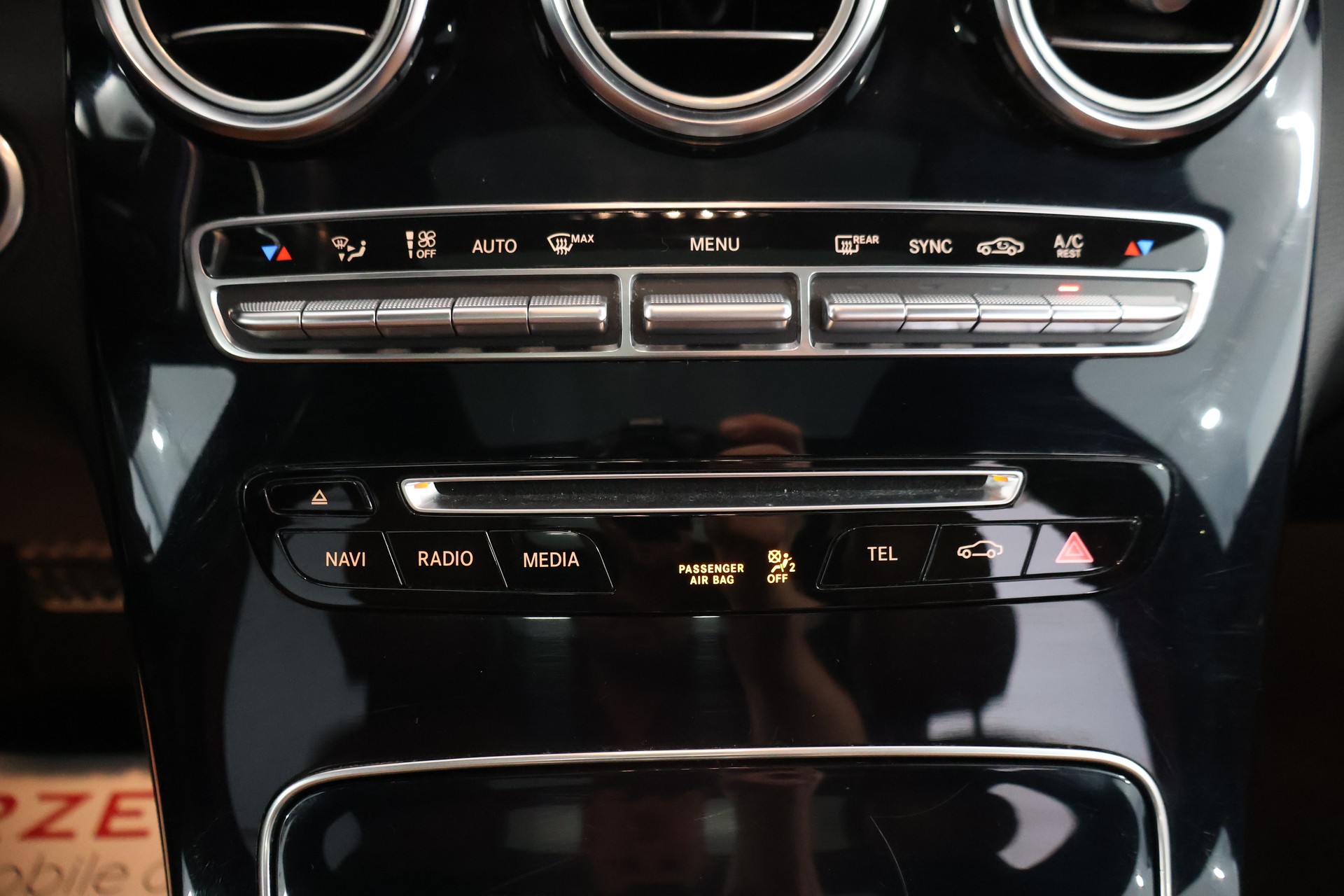 MERCEDES-BENZ GLC 43 AMG 4Matic 9G-Tronic-image-19