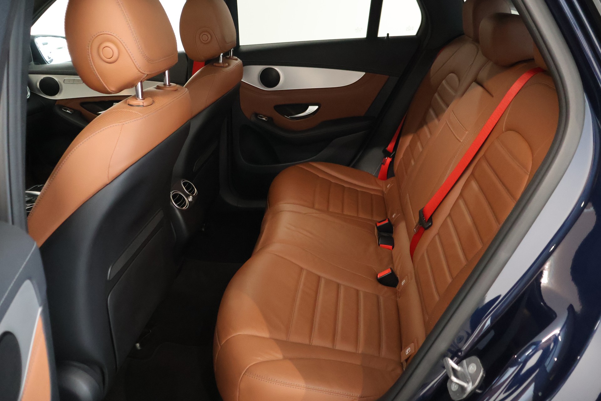 MERCEDES-BENZ GLC 43 AMG 4Matic 9G-Tronic-image-9