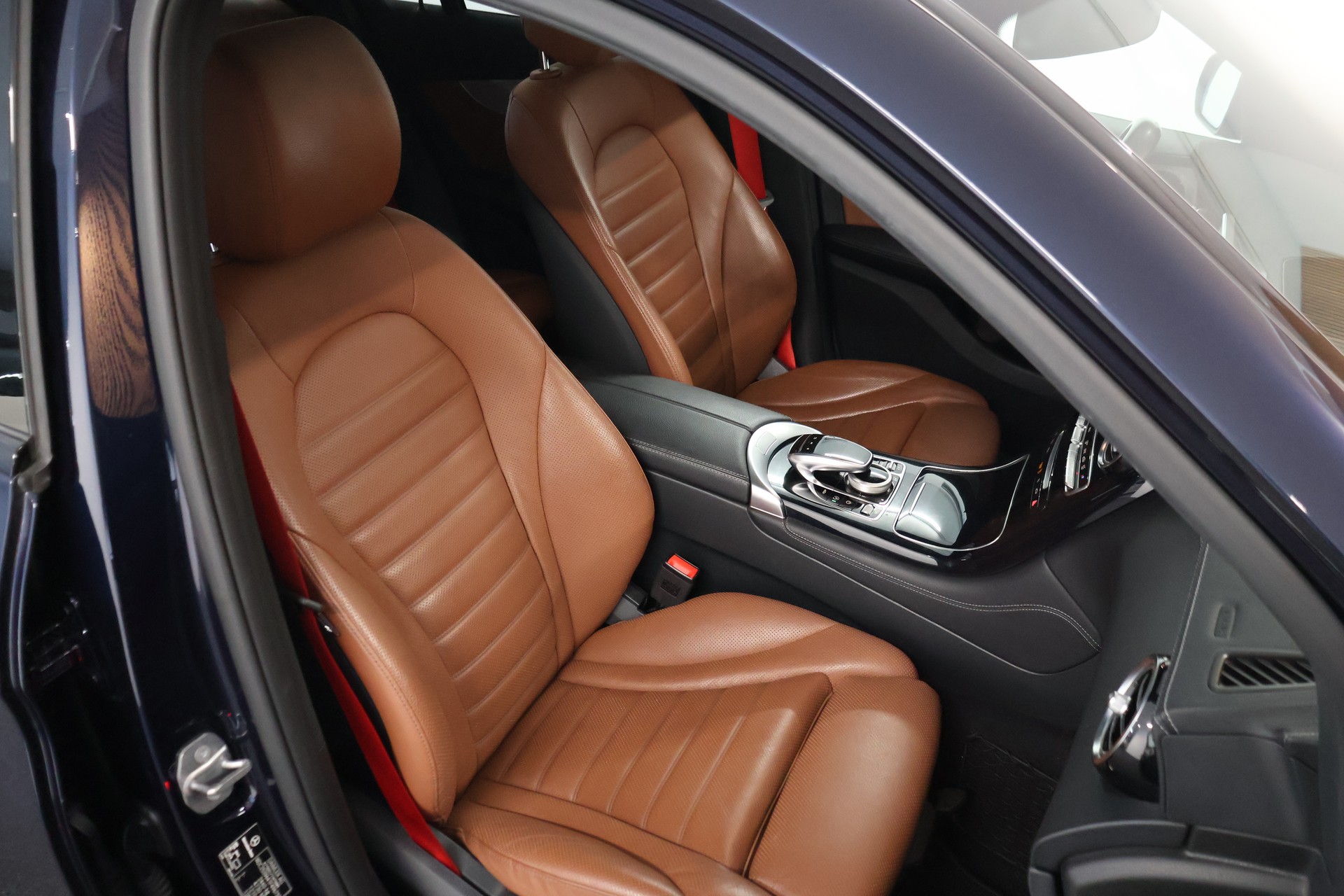 MERCEDES-BENZ GLC 43 AMG 4Matic 9G-Tronic-image-14
