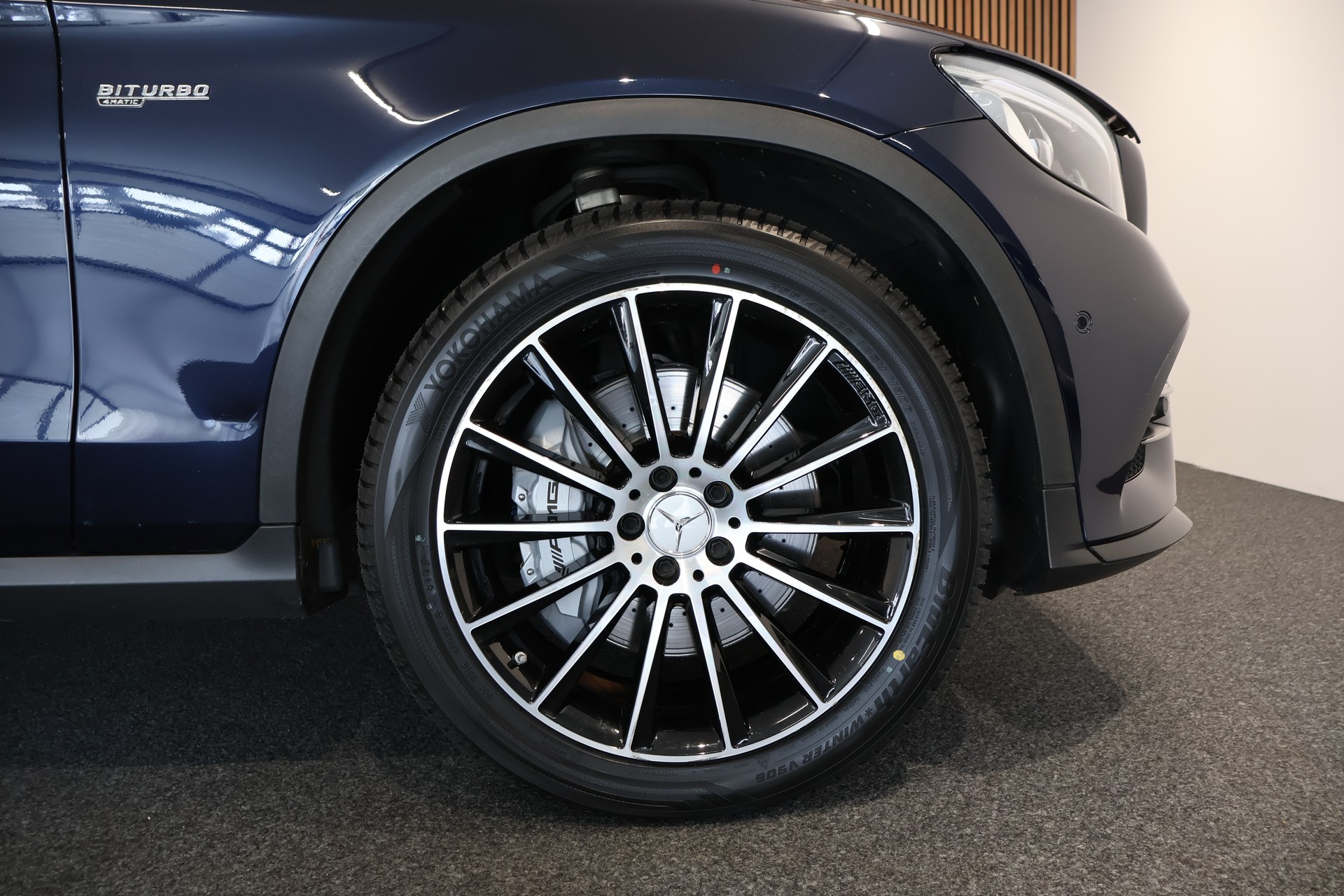 MERCEDES-BENZ GLC 43 AMG 4Matic 9G-Tronic-image-29
