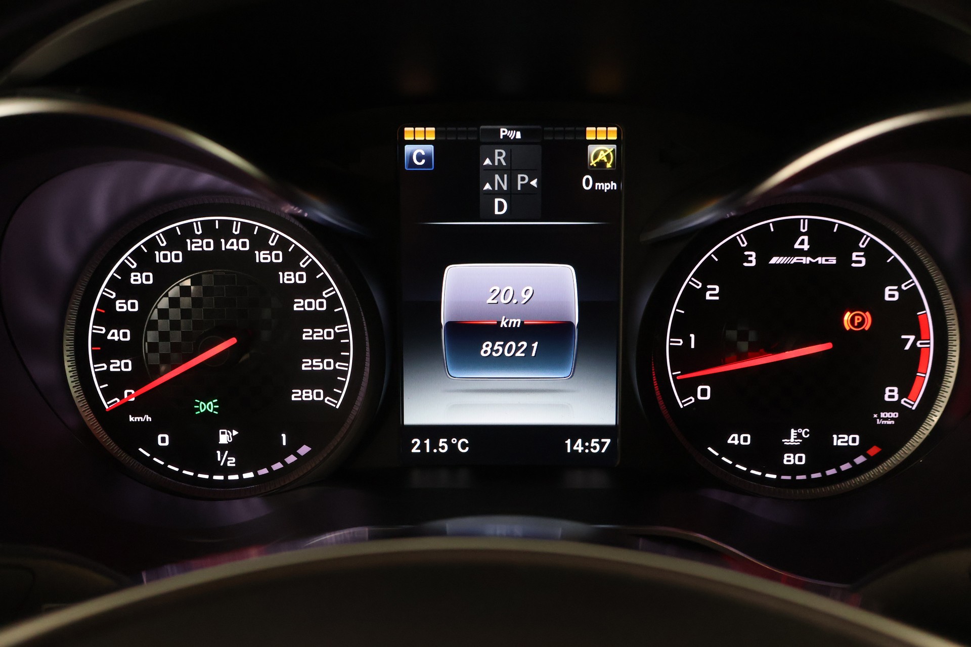 MERCEDES-BENZ GLC 43 AMG 4Matic 9G-Tronic-image-28