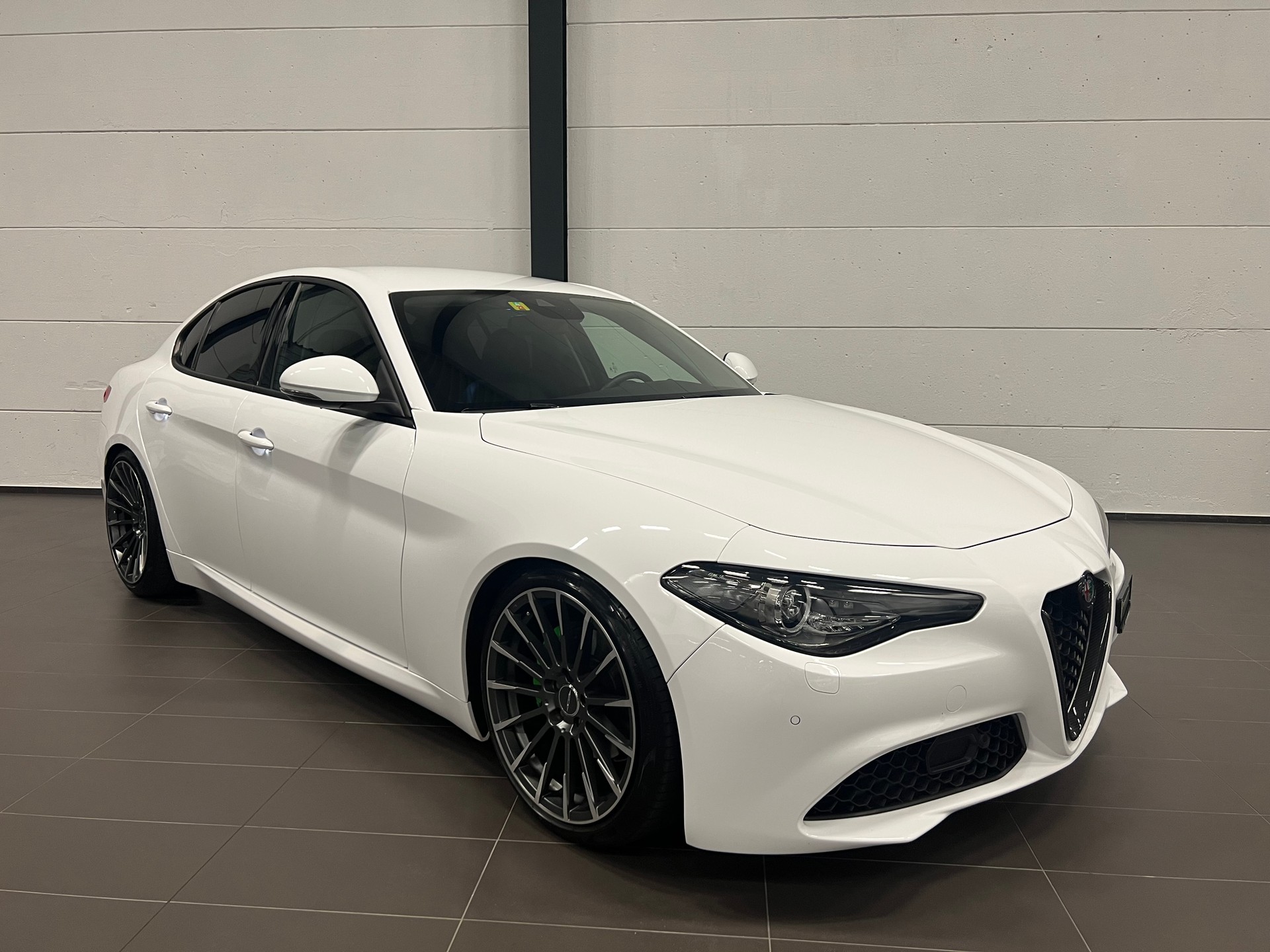 ALFA ROMEO Giulia 2.0 Automatic-image-5