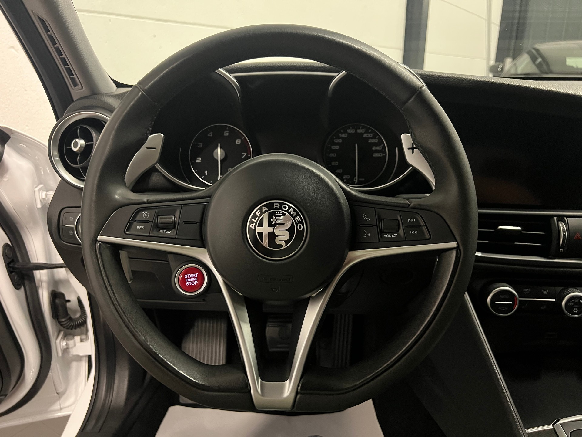 ALFA ROMEO Giulia 2.0 Automatic-image-26