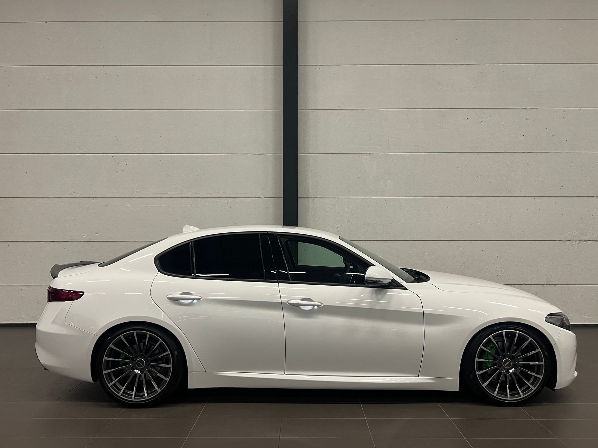 ALFA ROMEO Giulia 2.0 Automatic-image-8
