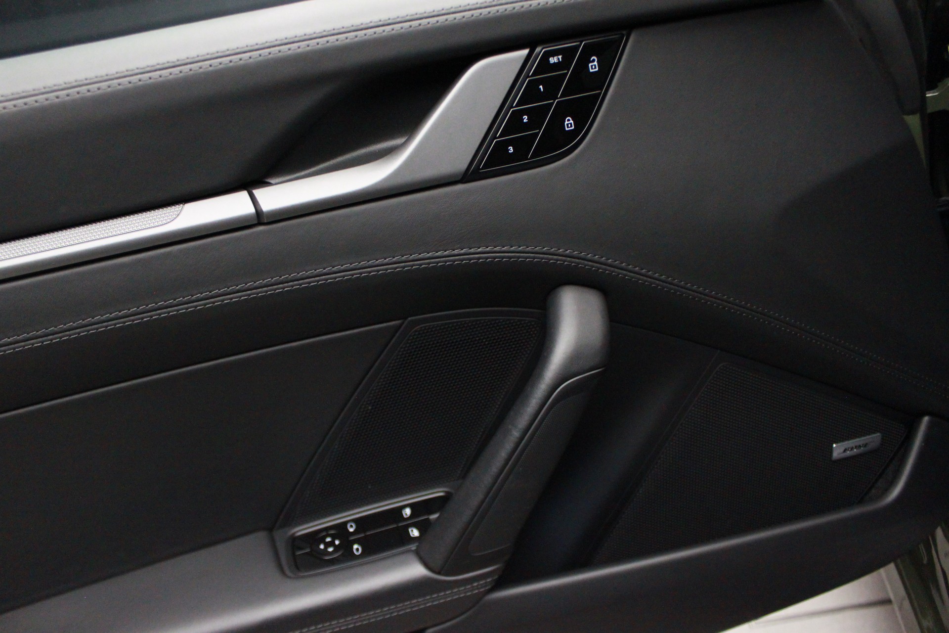 PORSCHE 911 Carrera S PDK-image-19