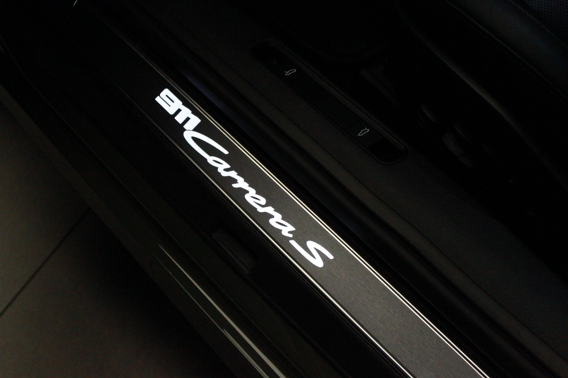 PORSCHE 911 Carrera S PDK-image-18
