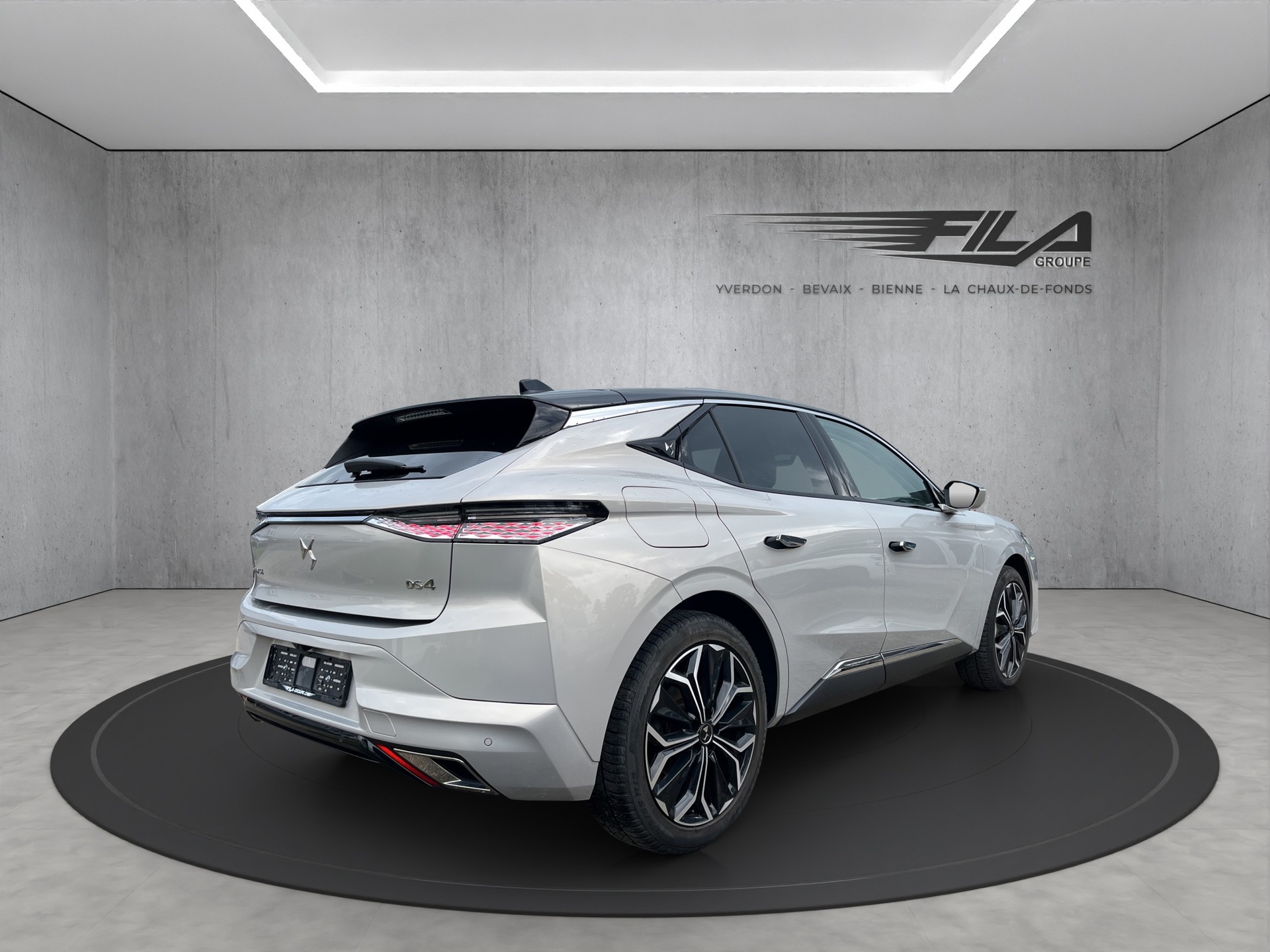 DS AUTOMOBILES DS4 1.6 E-Tense Rivoli-image-5