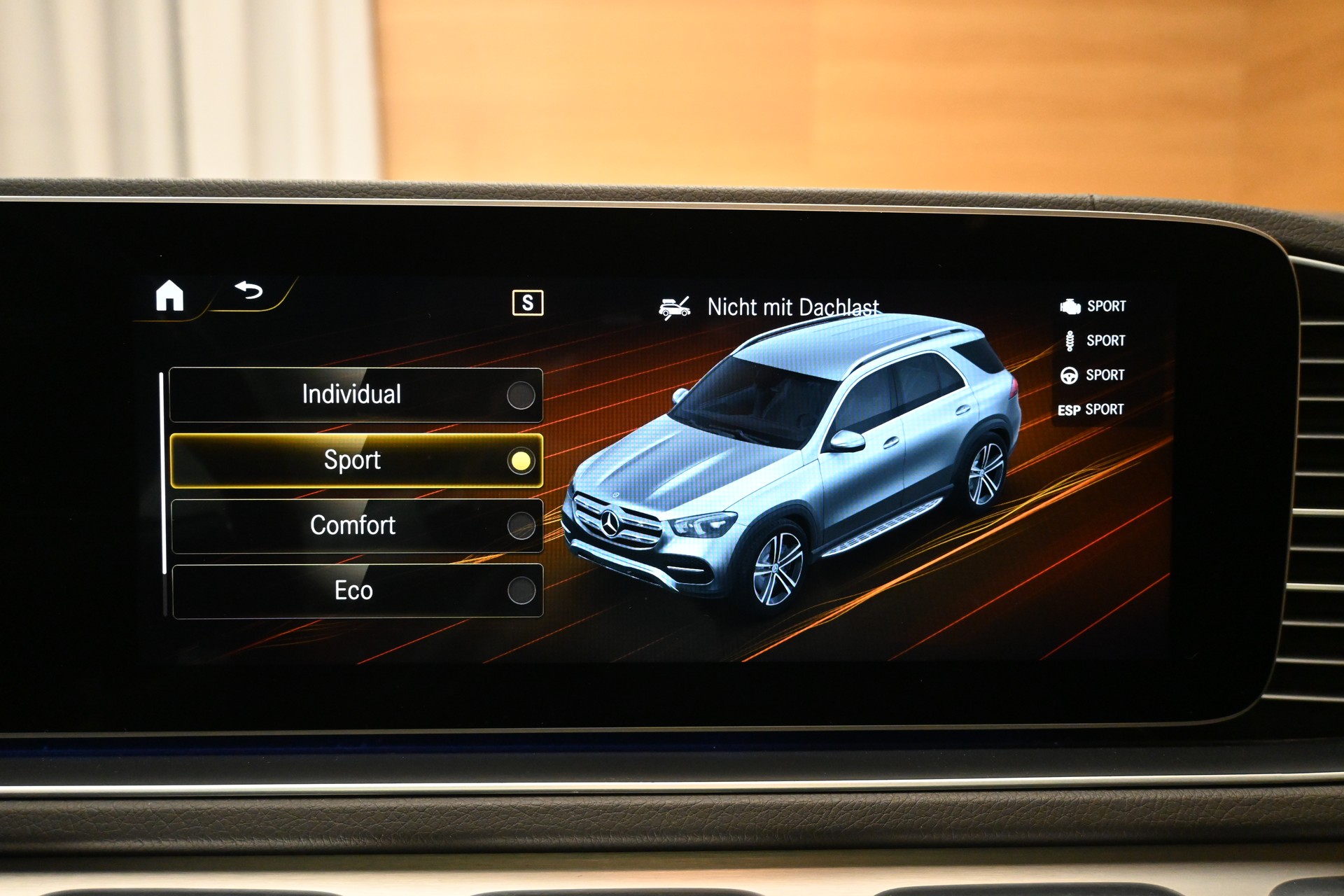 MERCEDES-BENZ GLE 580 4Matic AMG Line 9G-Tronic *AHK*-image-21