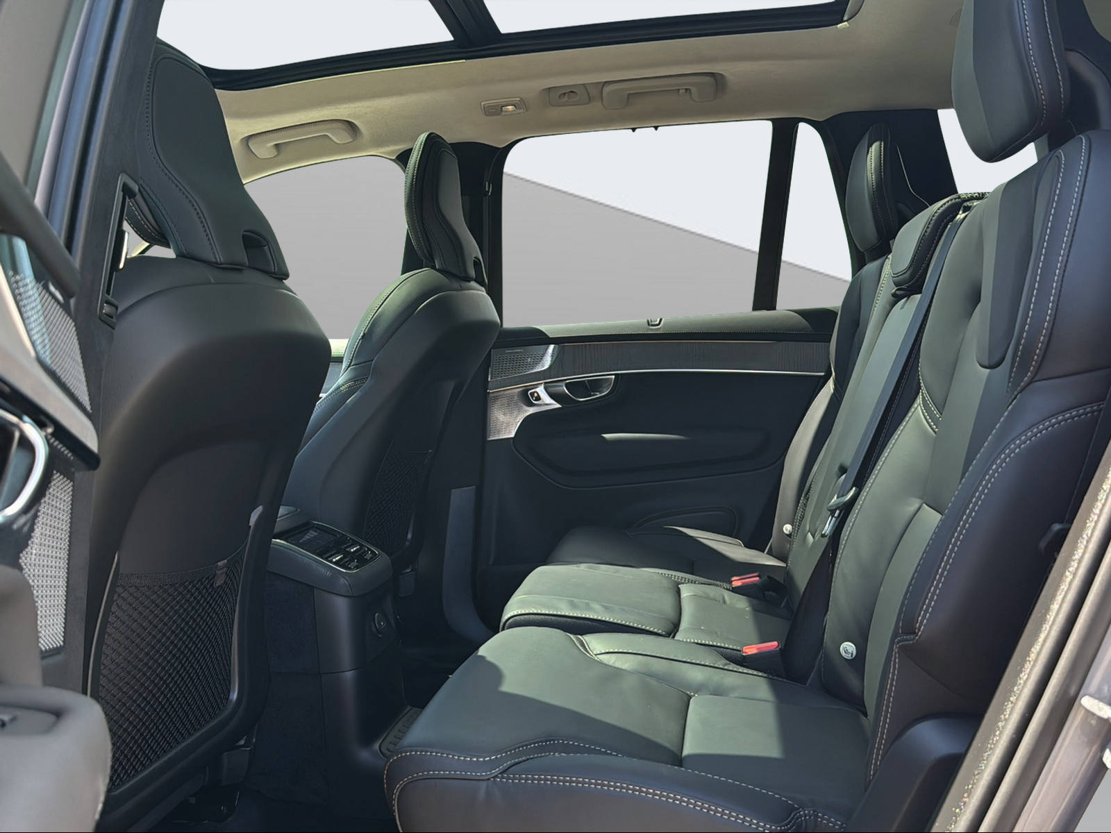 VOLVO XC90 2.0 T8 TE Ultra Dark eAWD-image-13