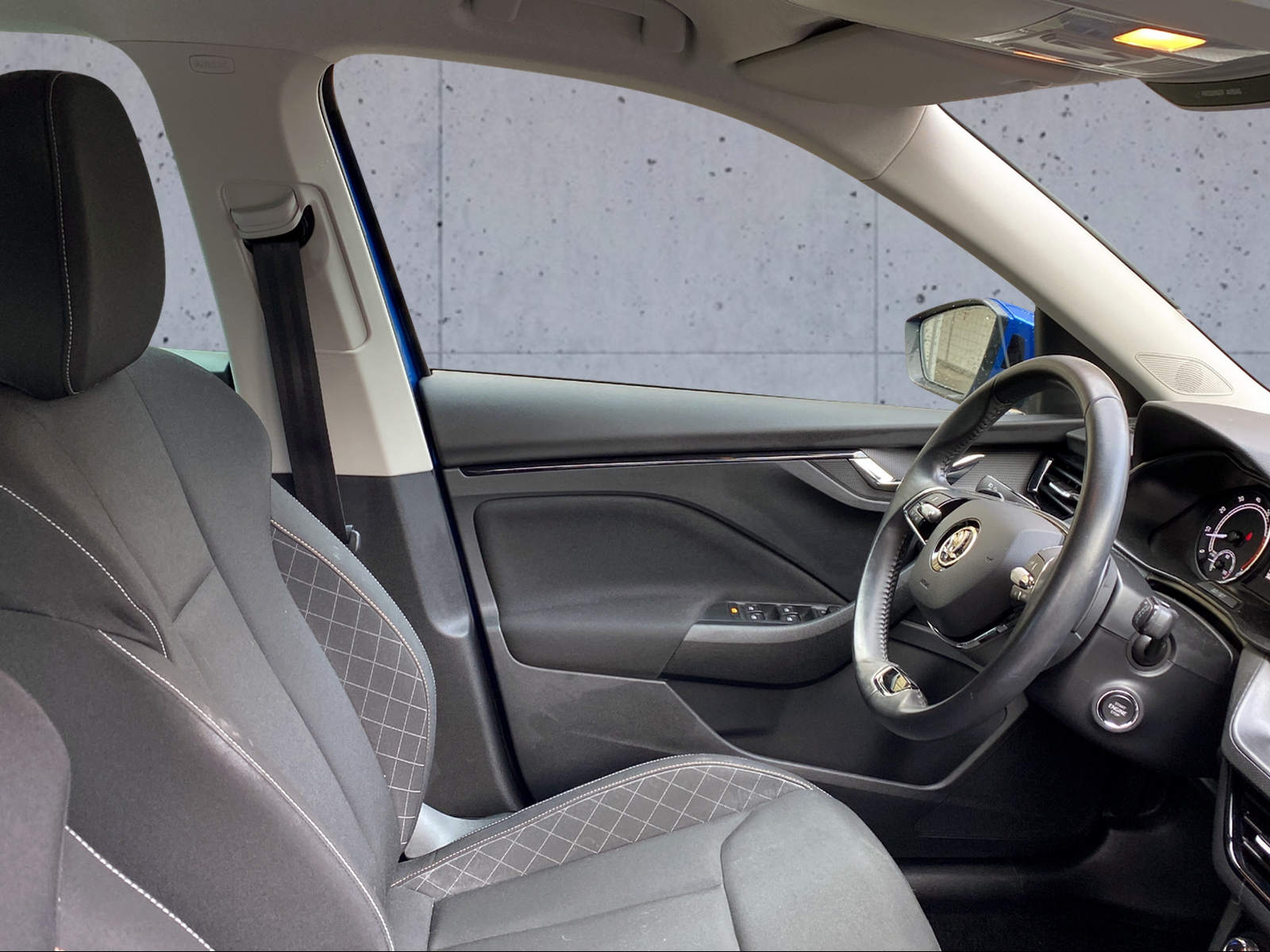 SKODA Kamiq 1.5 TSI Fresh DSG-image-8