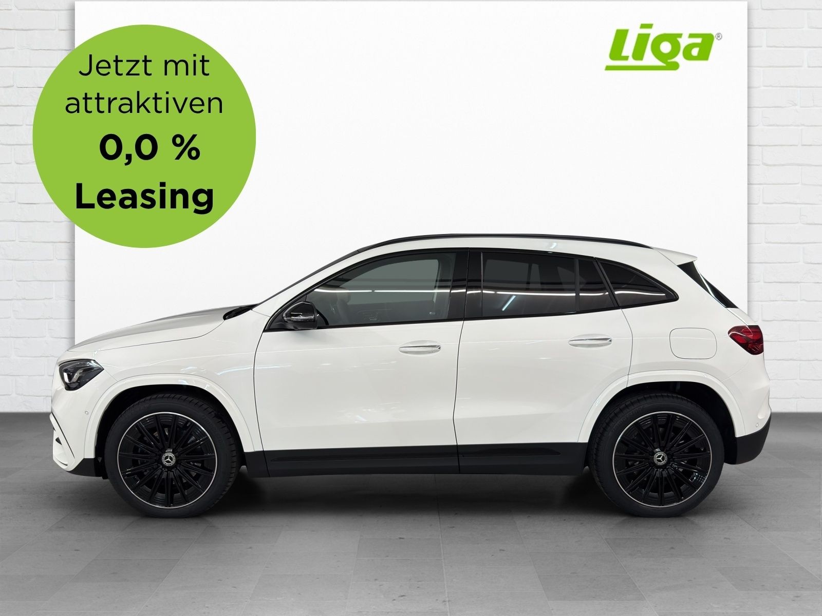 MERCEDES-BENZ GLA 250 e AMG Line EQ Star-image-0
