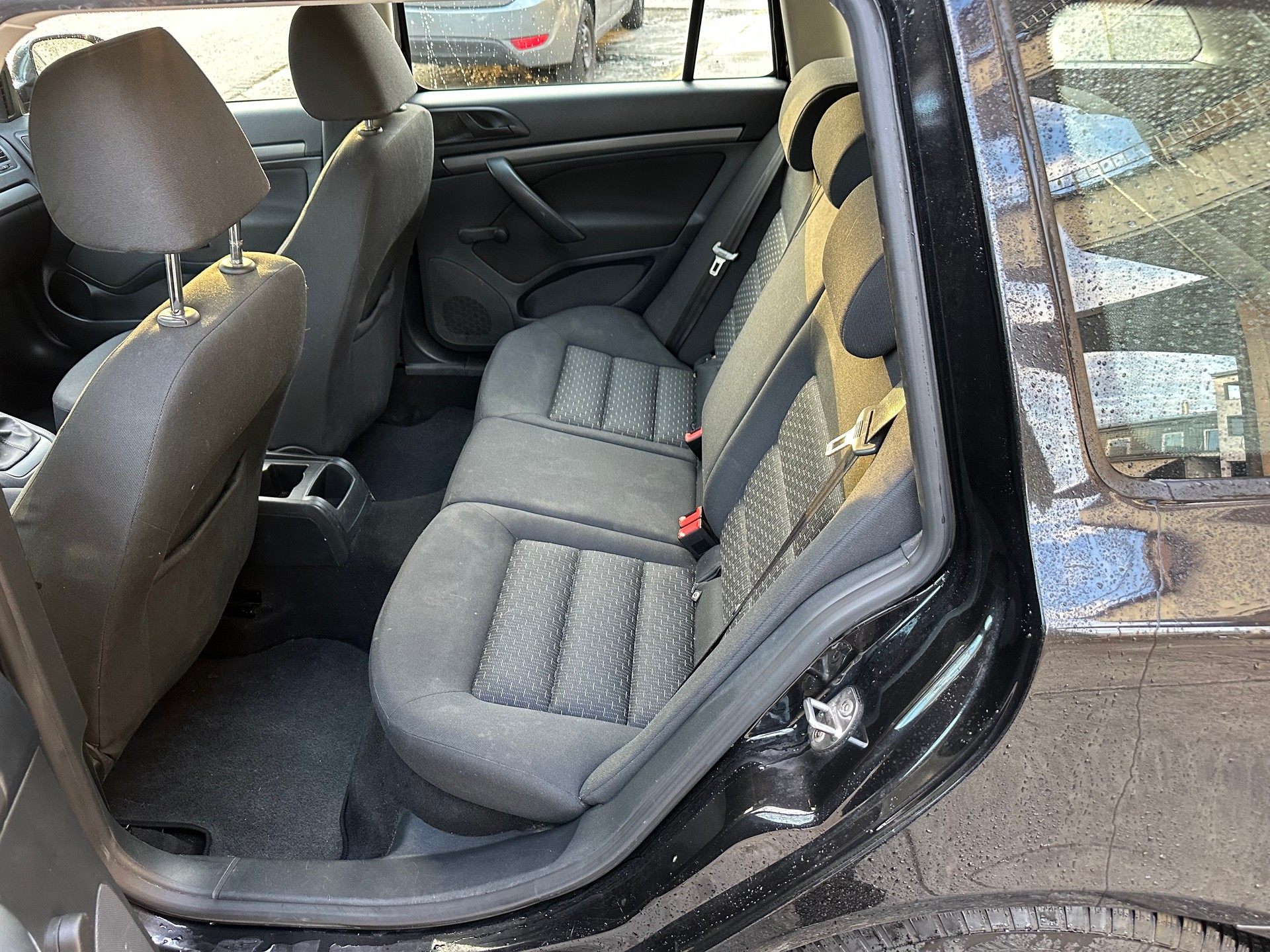 SKODA Octavia Combi 1.2 TSI Ambiente-image-8