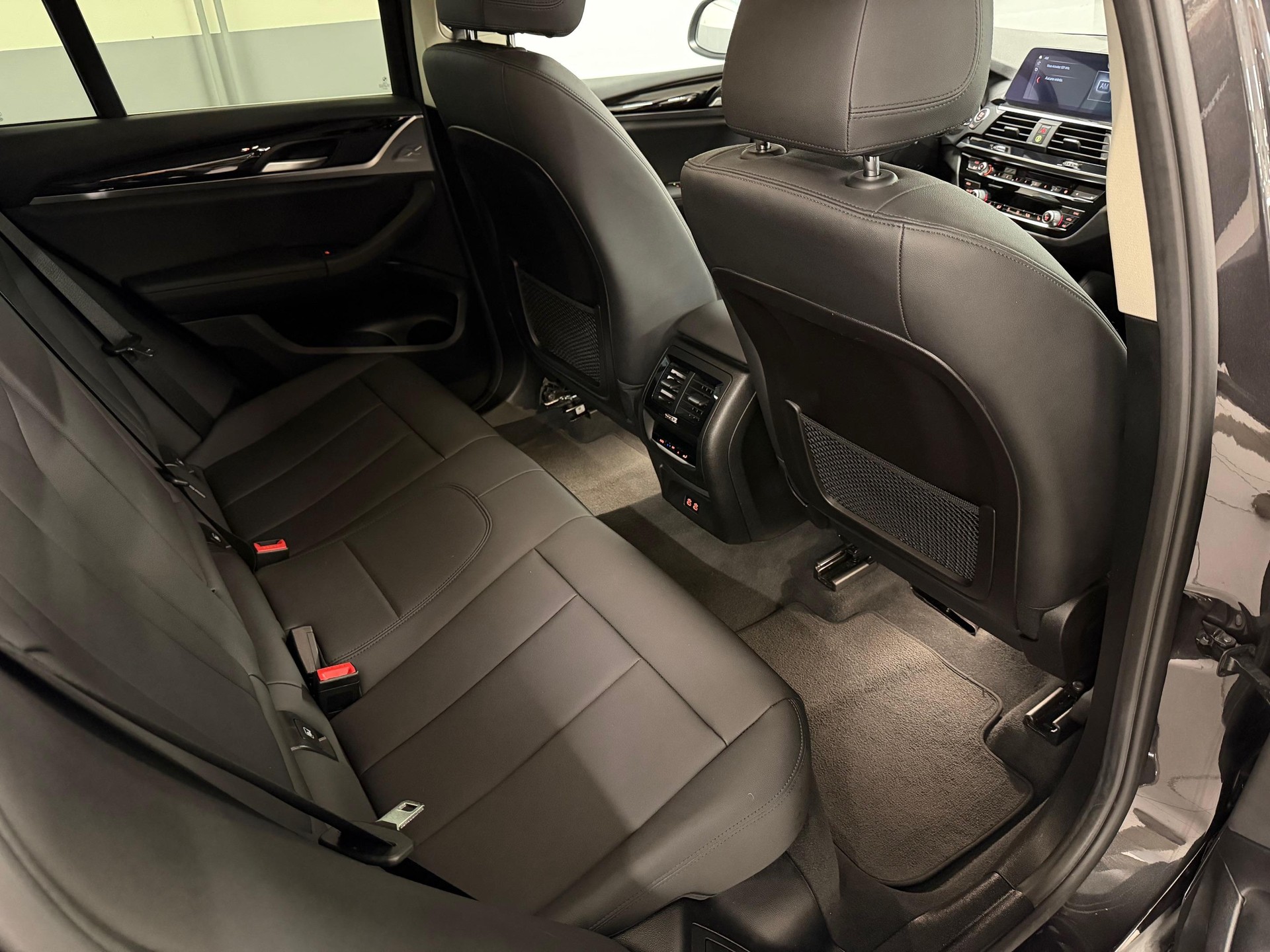 BMW X4 30i xDrive Steptronic-image-12