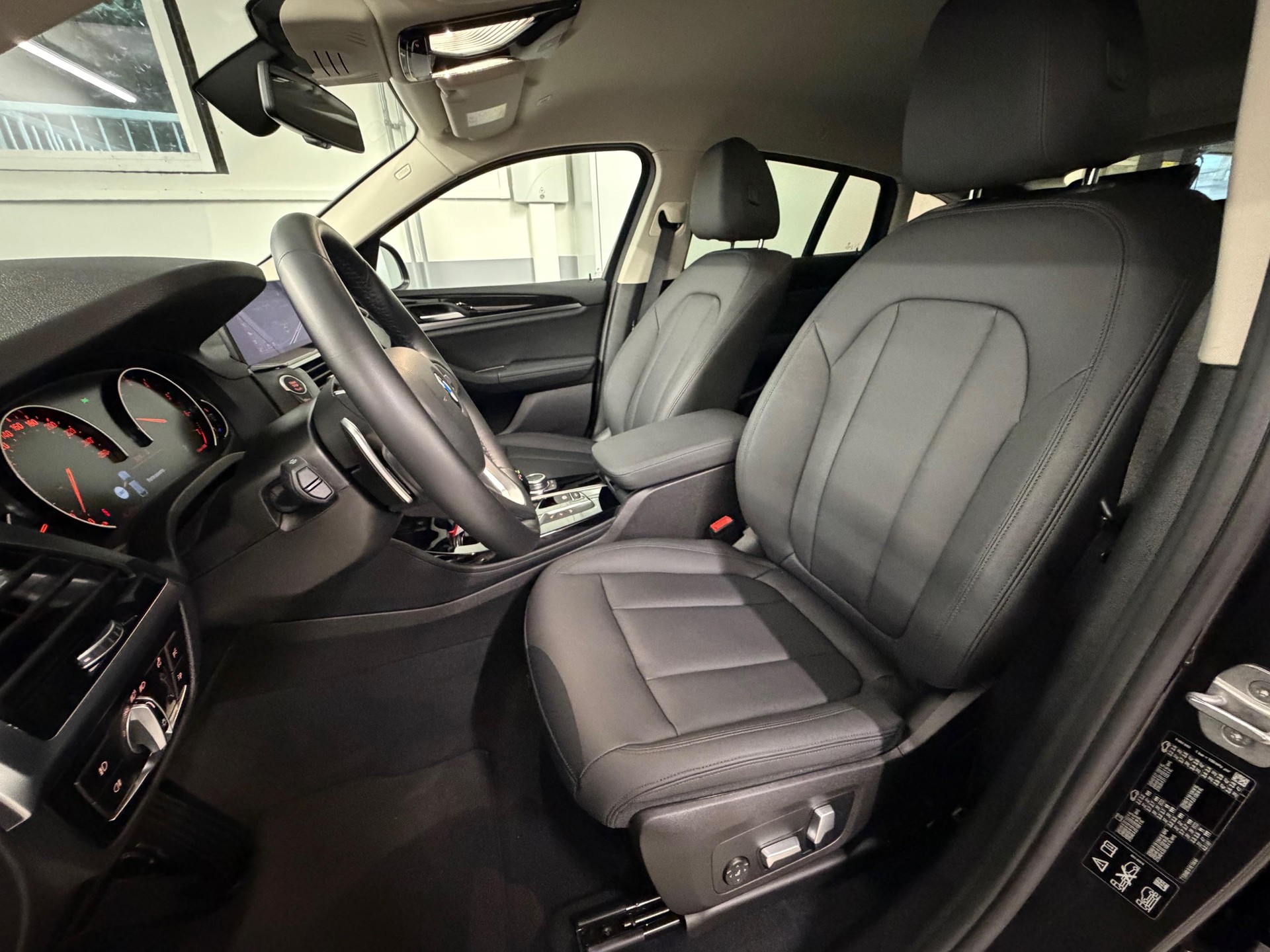 BMW X4 30i xDrive Steptronic-image-8