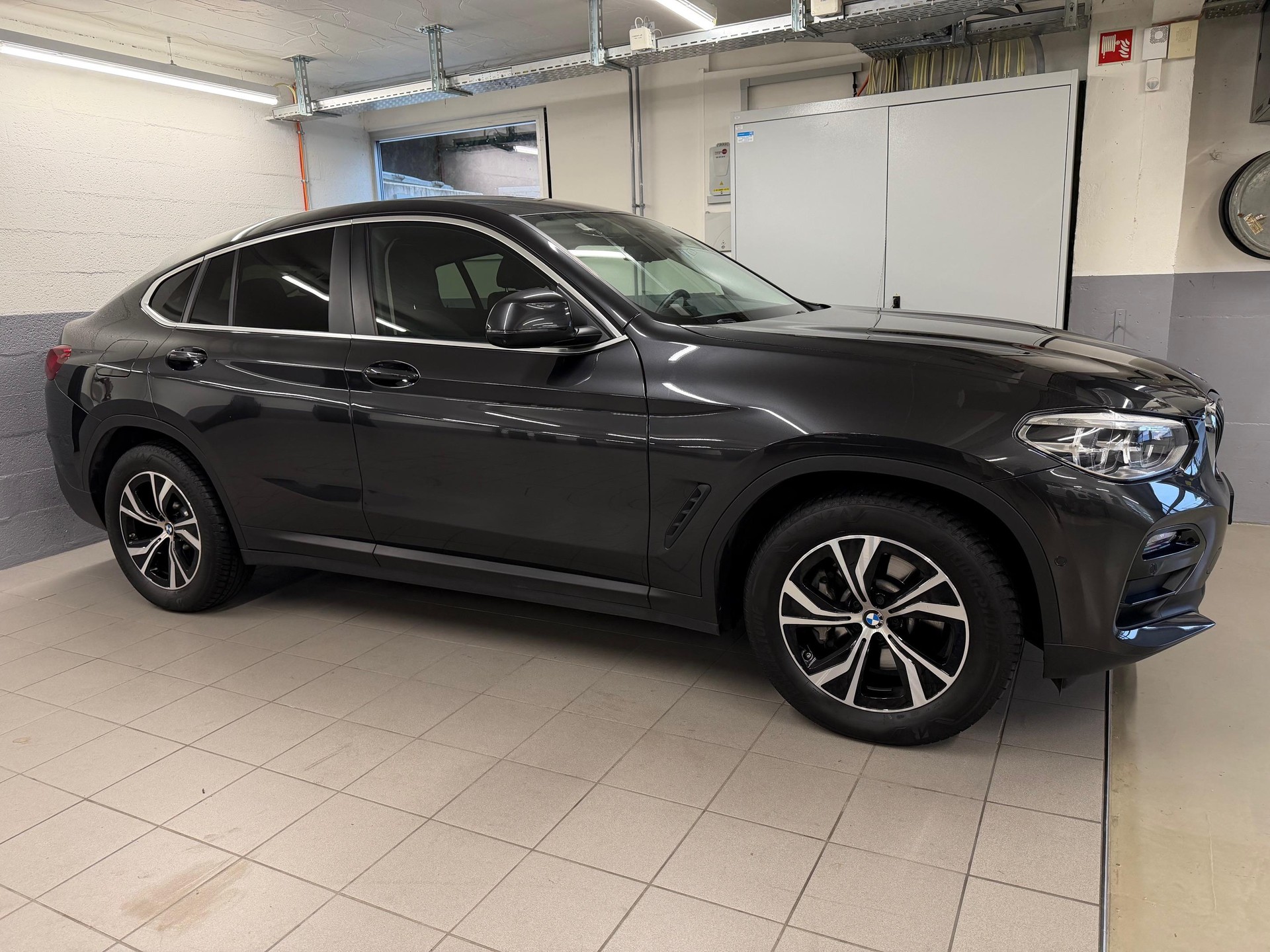 BMW X4 30i xDrive Steptronic-image-2