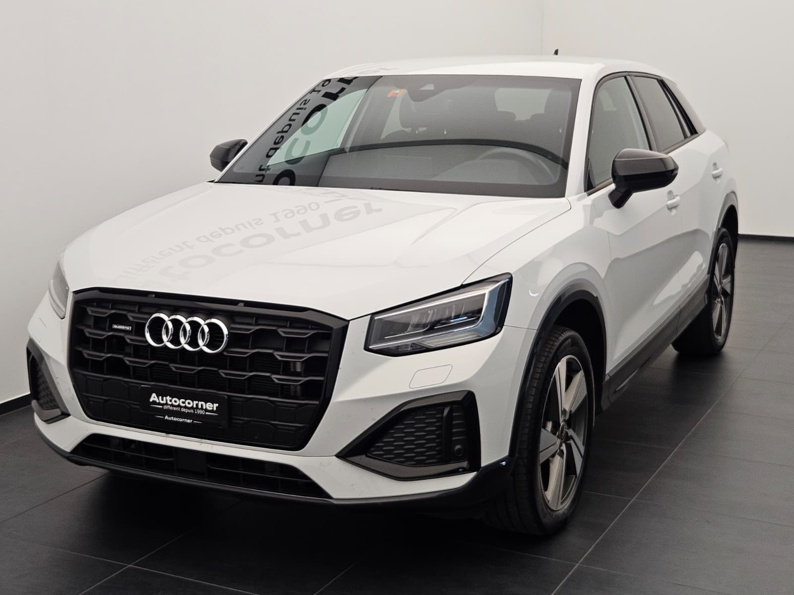 AUDI Q2 40 TFSI advanced Attraction quattro S-tronic-image-2