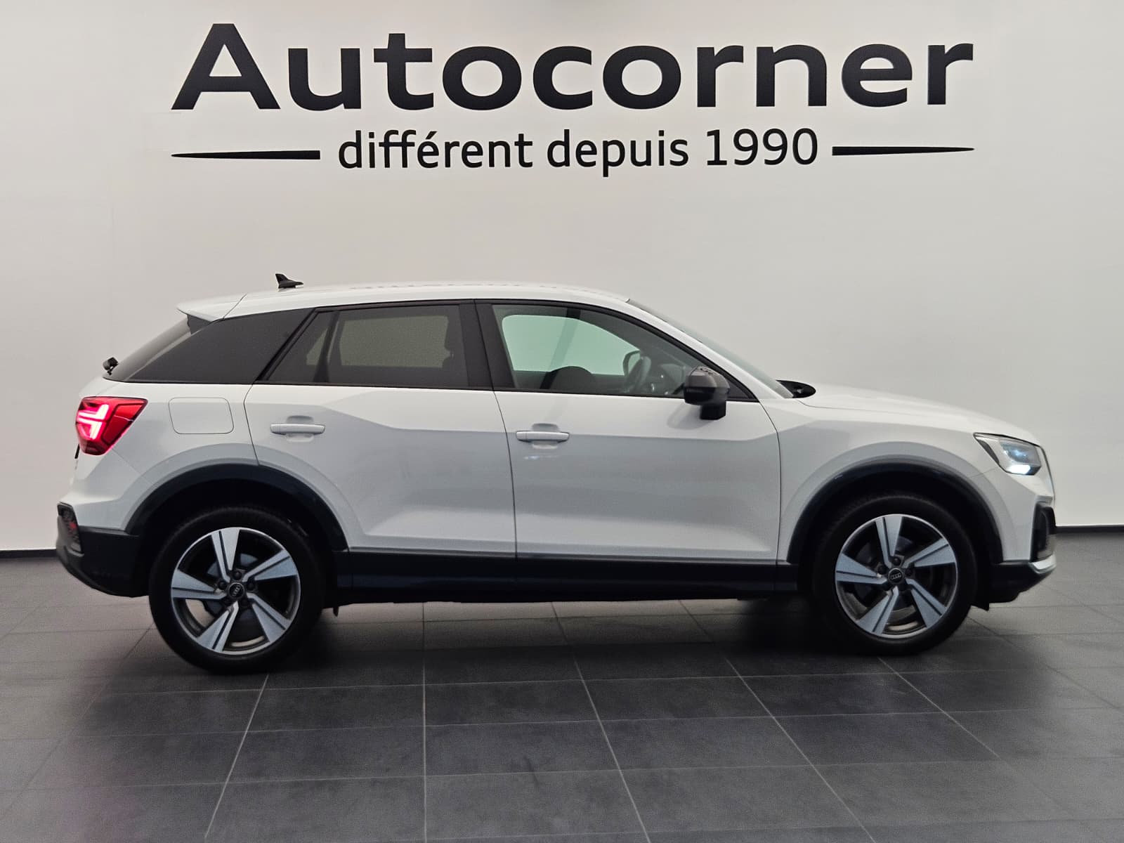 AUDI Q2 40 TFSI advanced Attraction quattro S-tronic-image-5