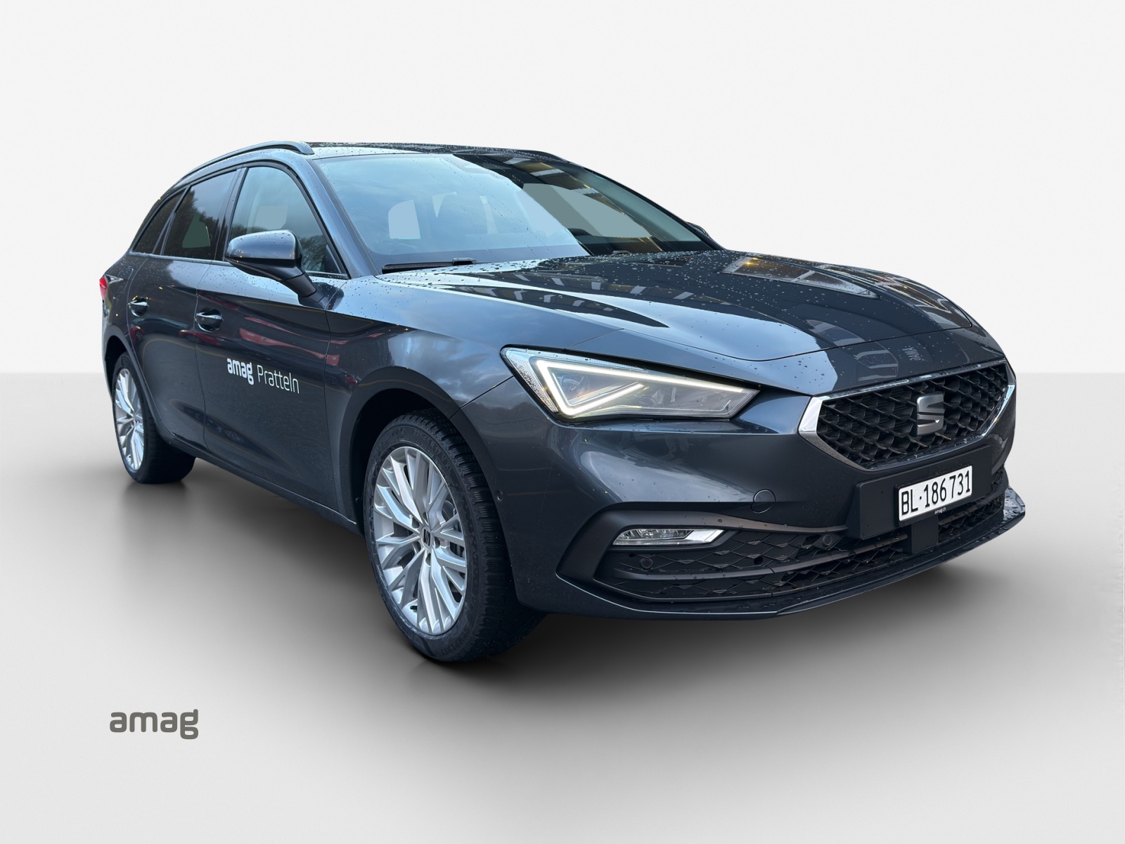 SEAT Leon ST 1.5 eHybrid pHEV DSG Business Edition-image-5
