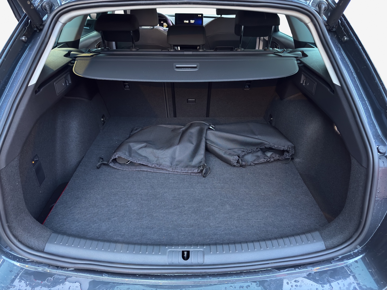 SEAT Leon ST 1.5 eHybrid pHEV DSG Business Edition-image-12