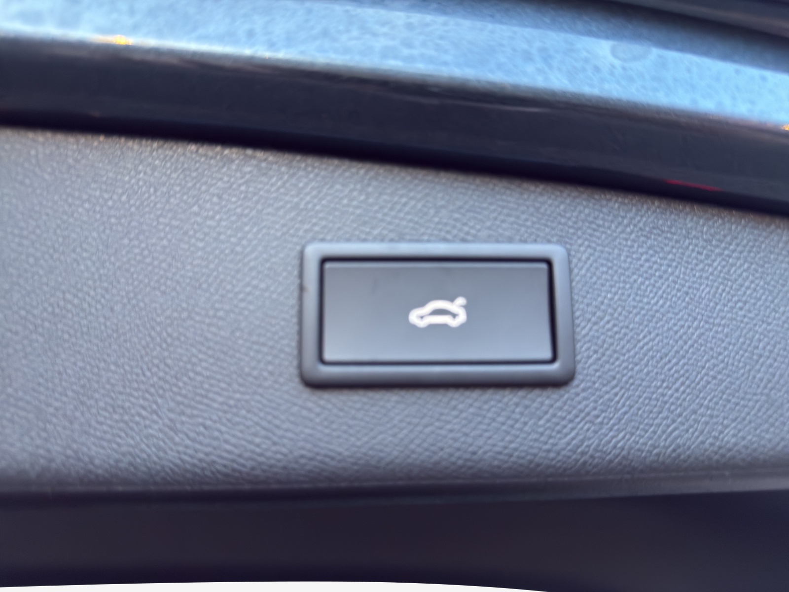 SEAT Leon ST 1.5 eHybrid pHEV DSG Business Edition-image-14