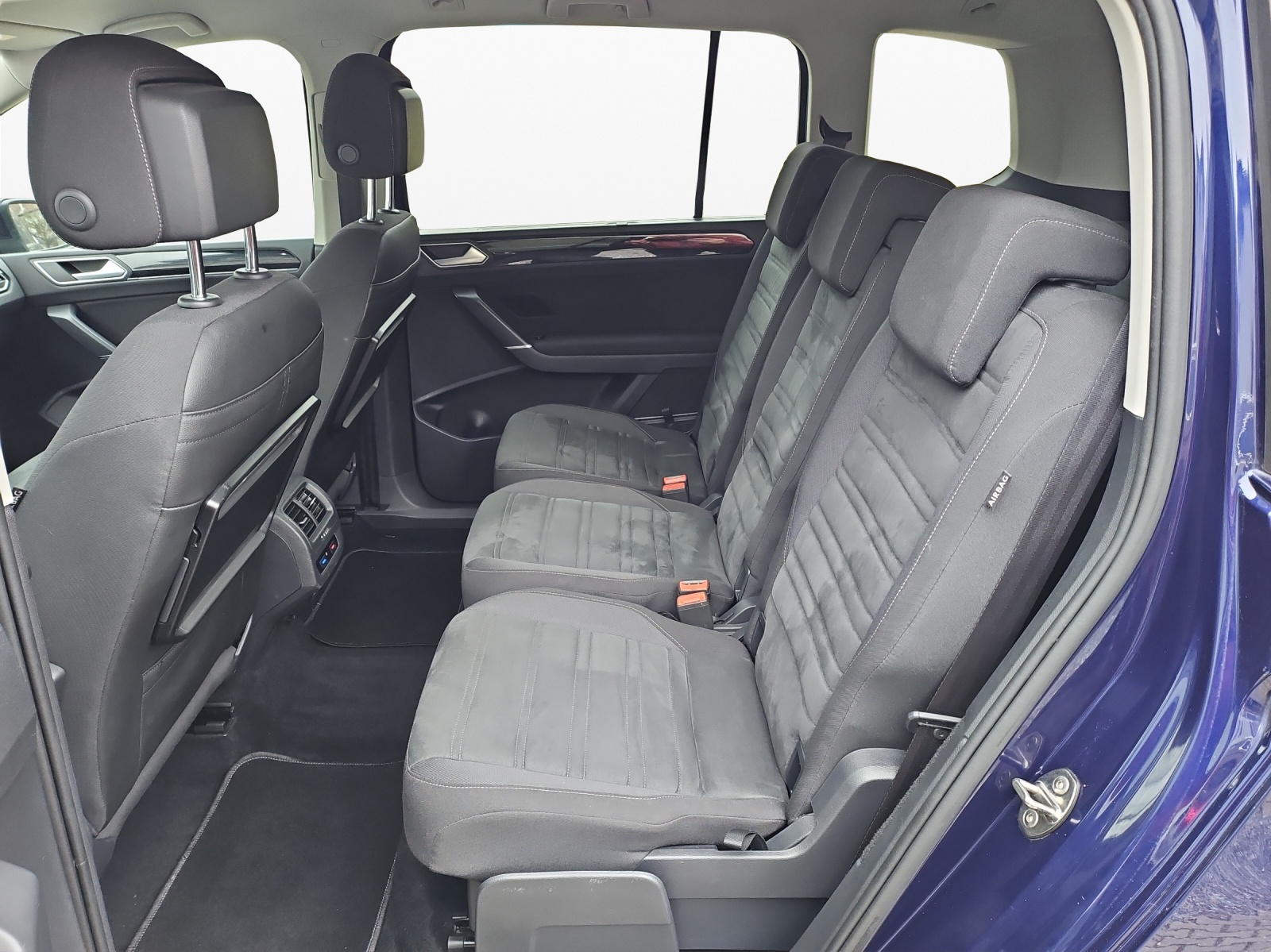 VW Touran 1.8 TSI BlueMotion Technology Highline DSG-image-14