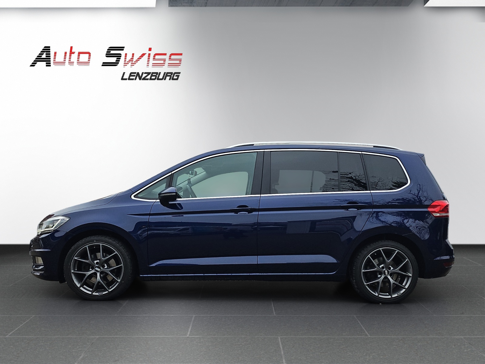 VW Touran 1.8 TSI BlueMotion Technology Highline DSG-image-6