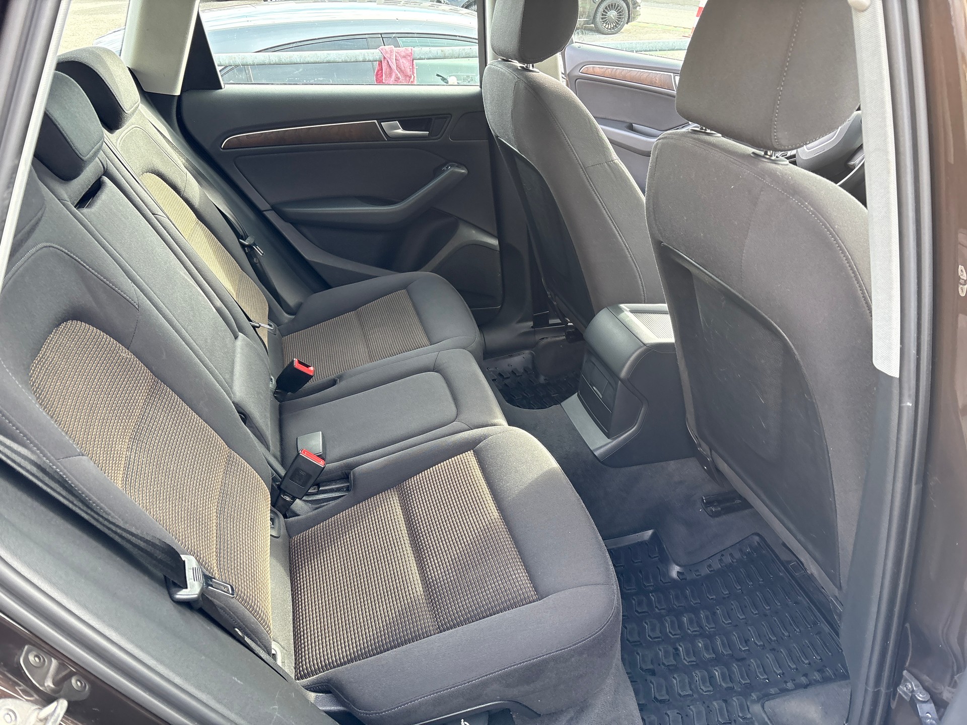AUDI Q5 2.0 TFSI quattro tiptronic-image-8