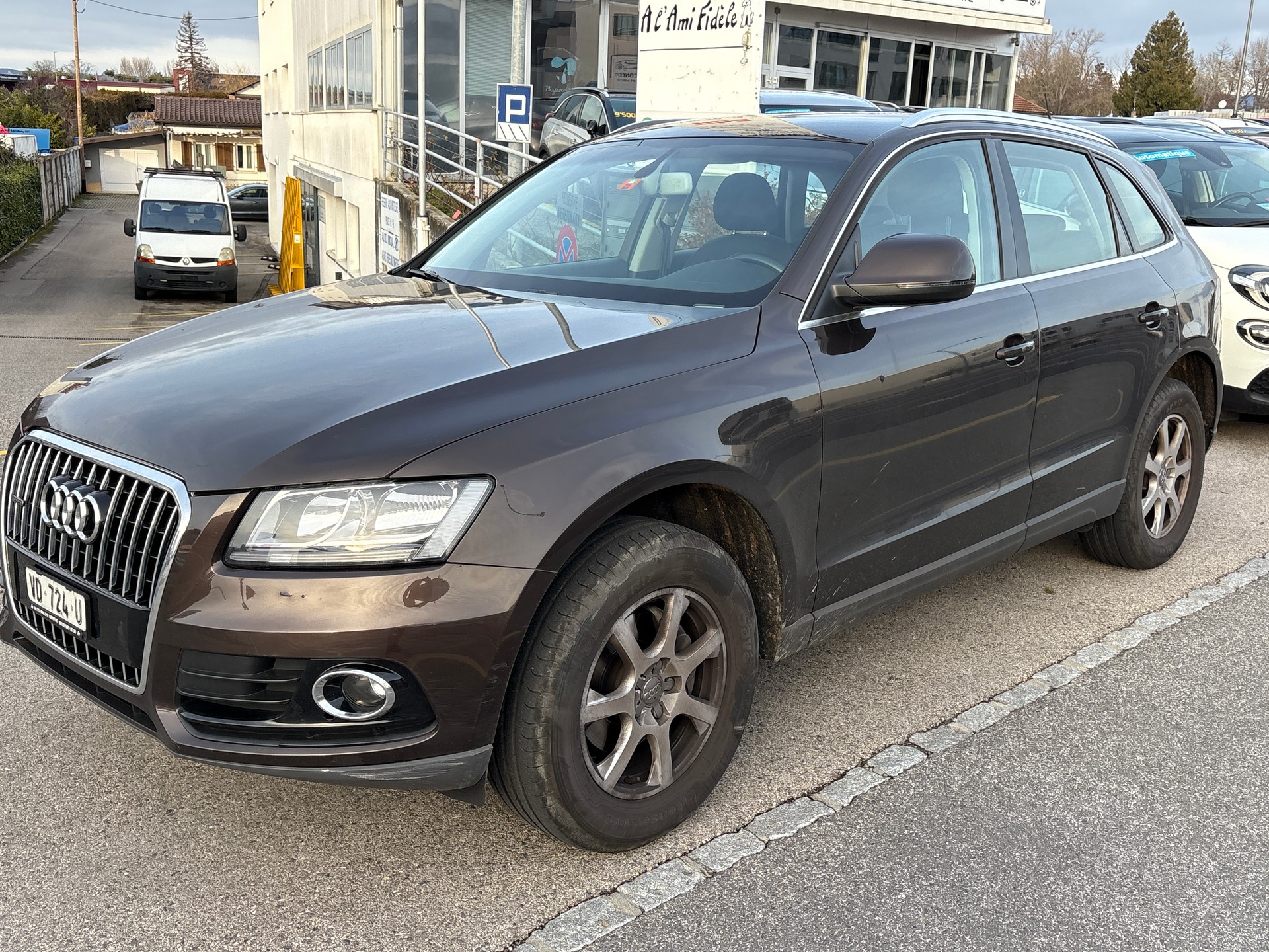 AUDI Q5 2.0 TFSI quattro tiptronic-image-5