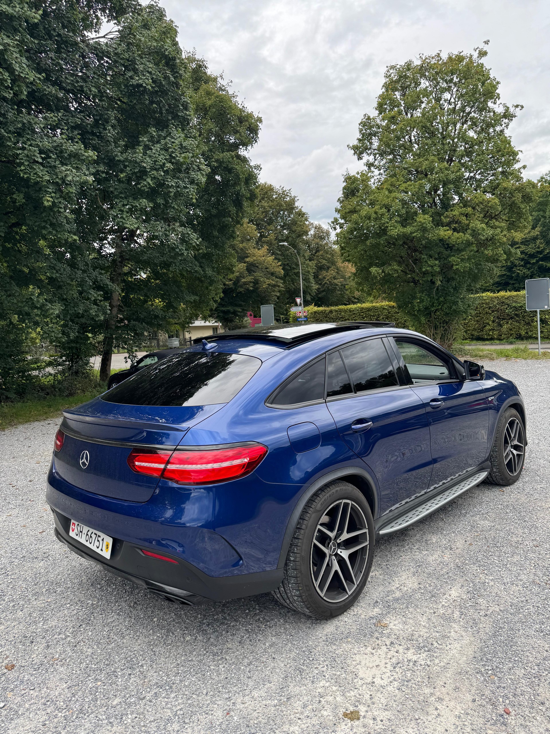 MERCEDES-BENZ GLE Coupé 43 AMG 4Matic 9G-Tronic-image-2