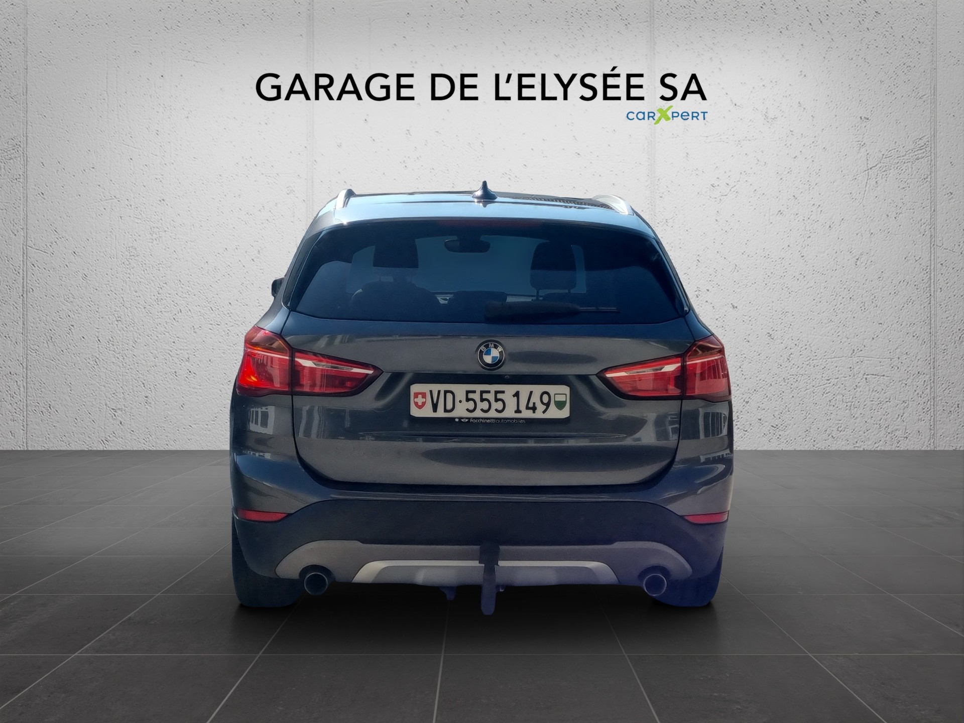 BMW X1 xDrive 25i Steptronic-image-5
