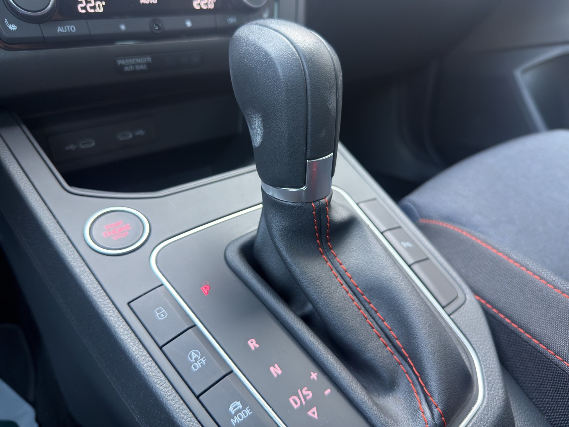 SEAT Ibiza 1.0 EcoTSI FR DSG-image-13