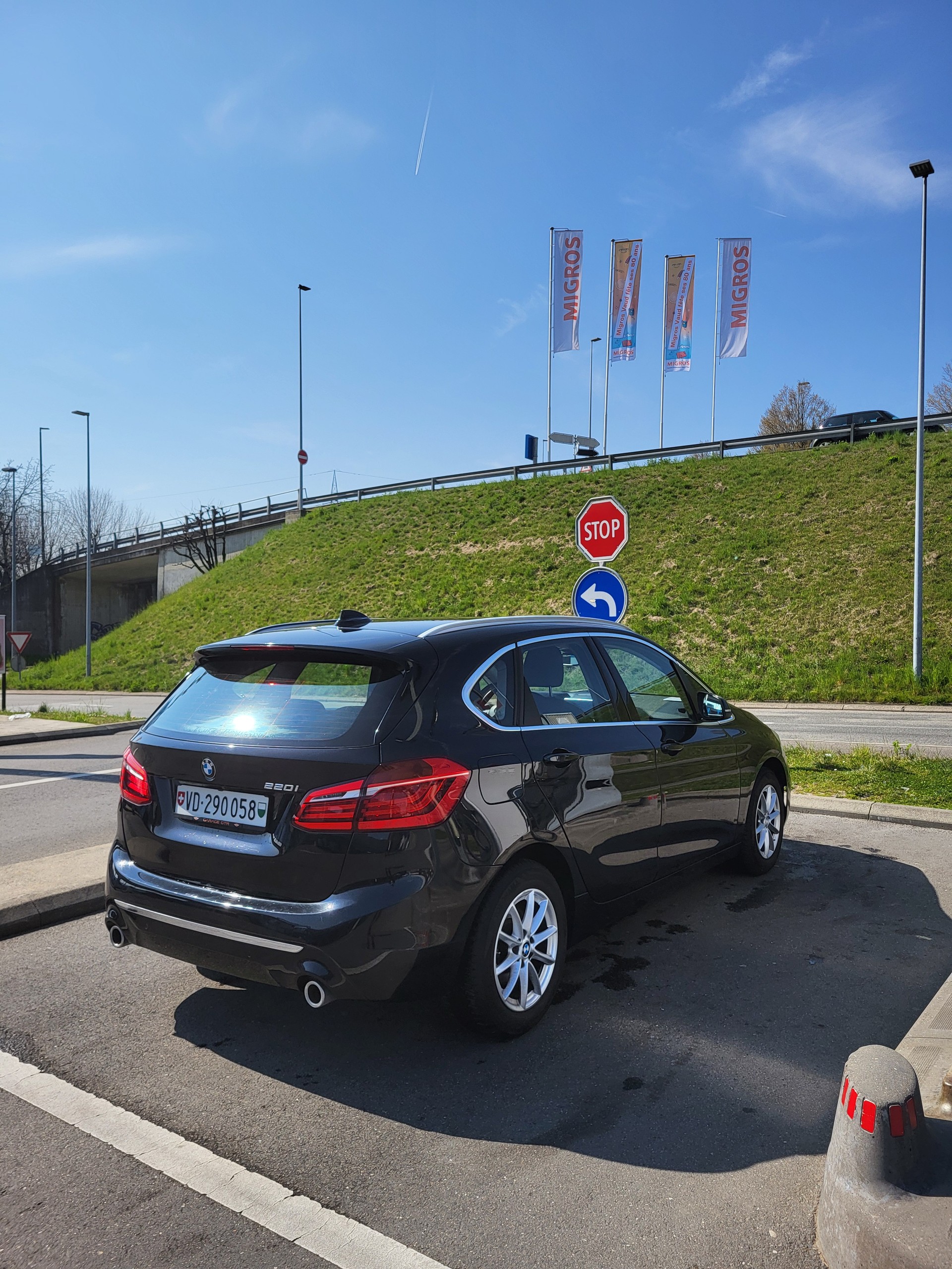 BMW 220i Active Tourer DKG Luxury Line !!! Expertise 28.05.2026 !!!-image-2