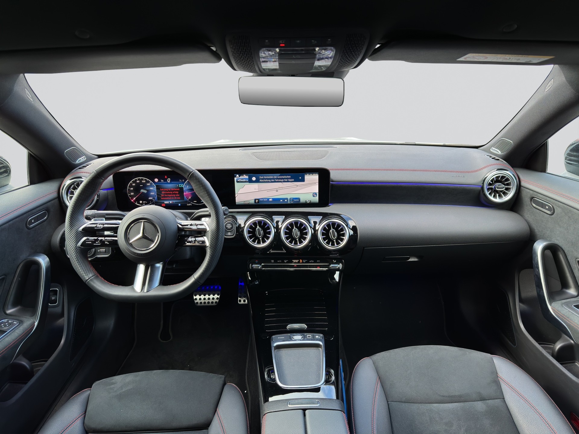 MERCEDES-BENZ CLA 200 AMG Night 7G-DCT-image-15