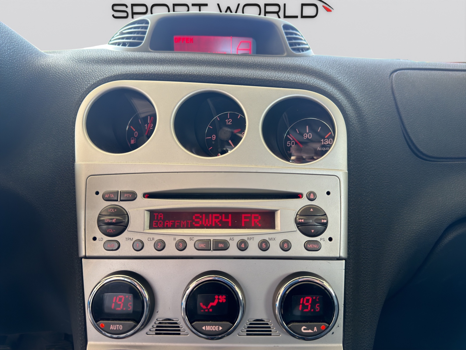 ALFA ROMEO 156 2.0 JTS Distinctive-image-16