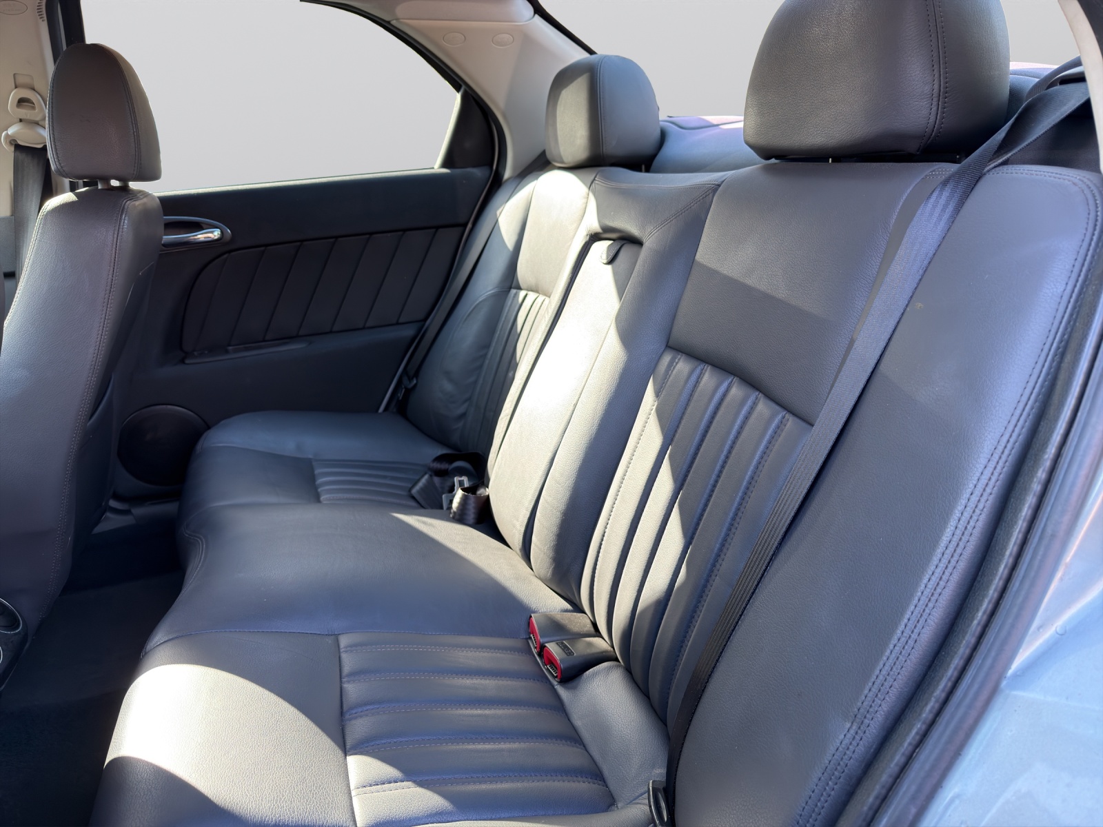 ALFA ROMEO 156 2.0 JTS Distinctive-image-8