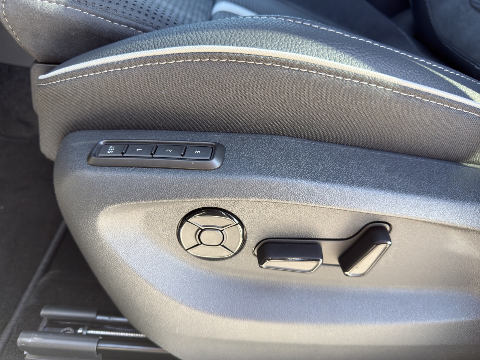 SKODA Kodiaq 1.5 TSI PHEV Sportline-image-14