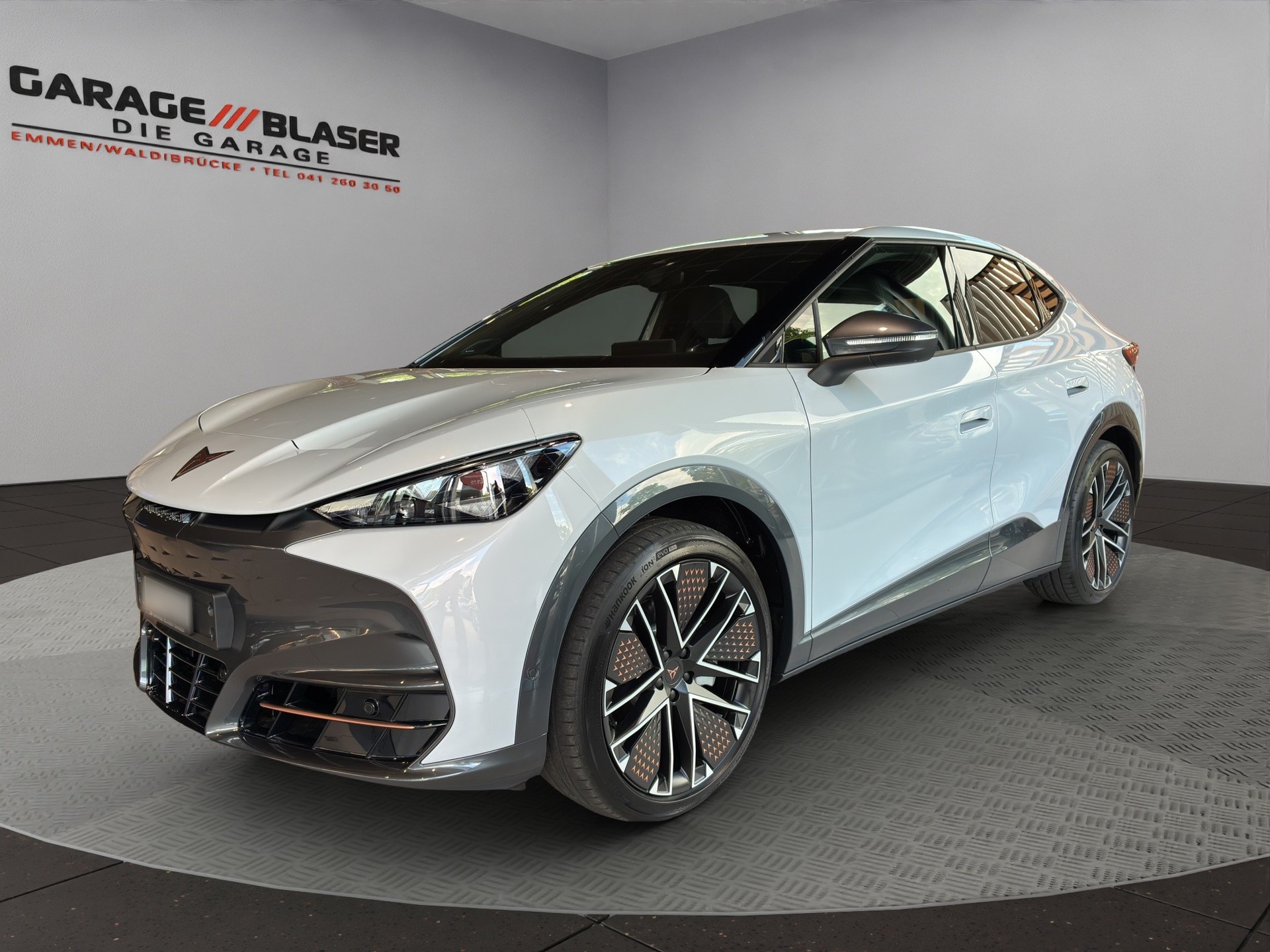 CUPRA Tavascan Type 10 77 kWh VZ Extreme-image-0