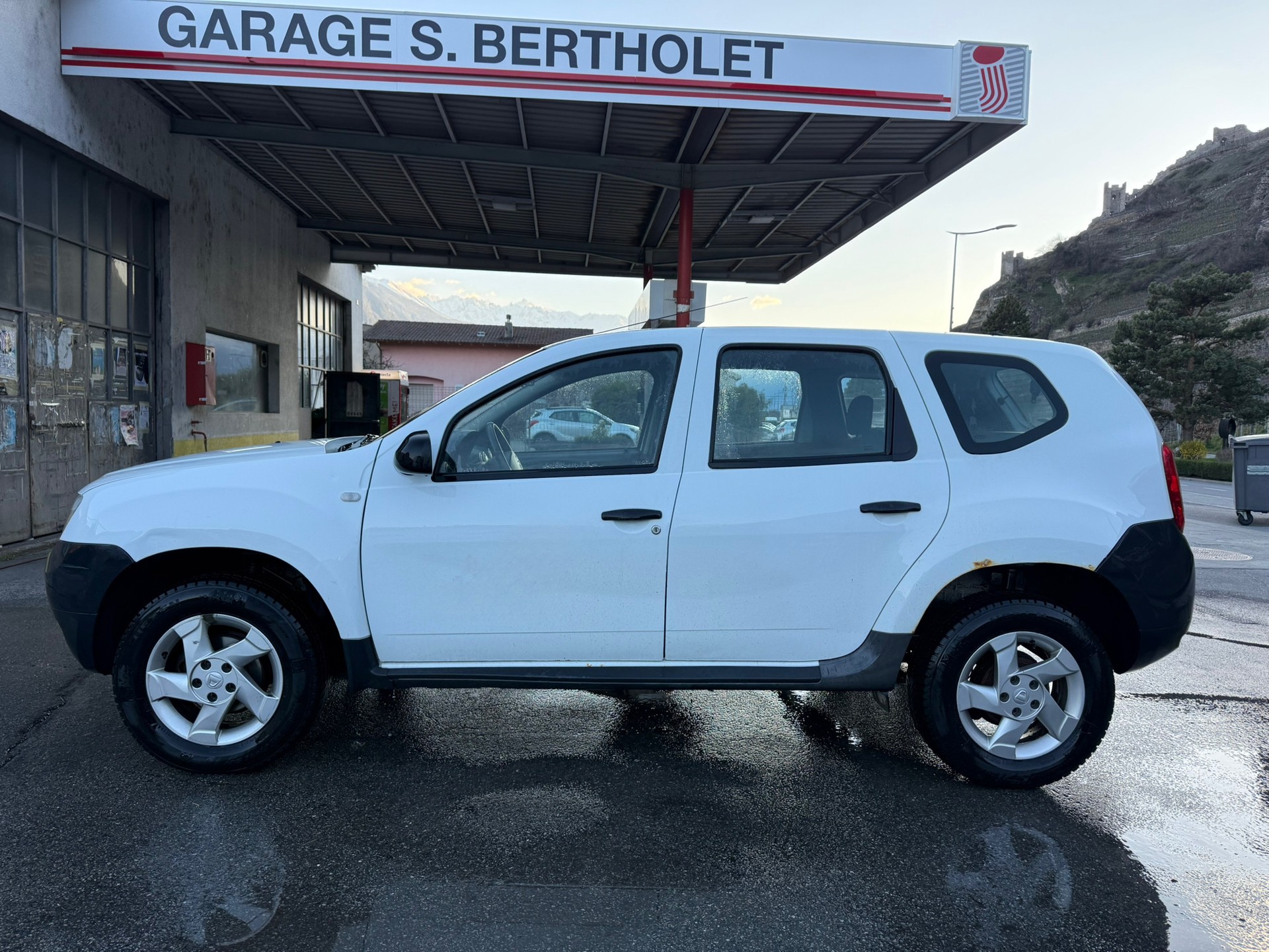 DACIA Duster 1.6 Ambiance 4x4-image-5
