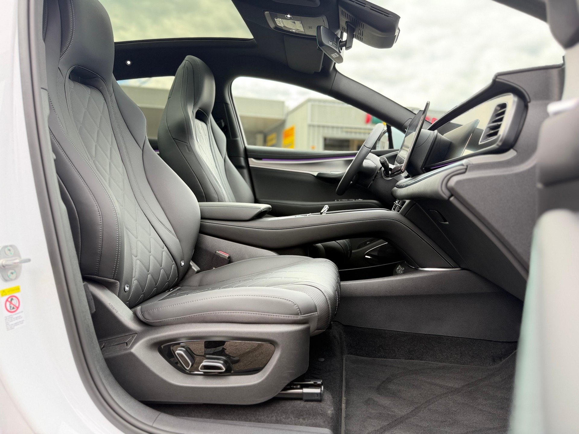 BYD Sealion 7 91,3 kWh Excellence AWD ° Vollausstattung °-image-13