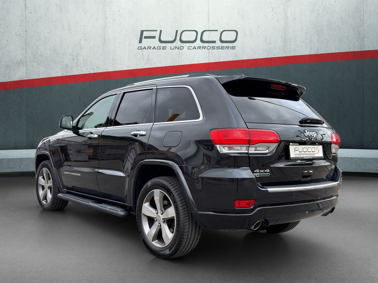 JEEP Grand Cherokee 3.0 CRD Overland Automatic-image-4