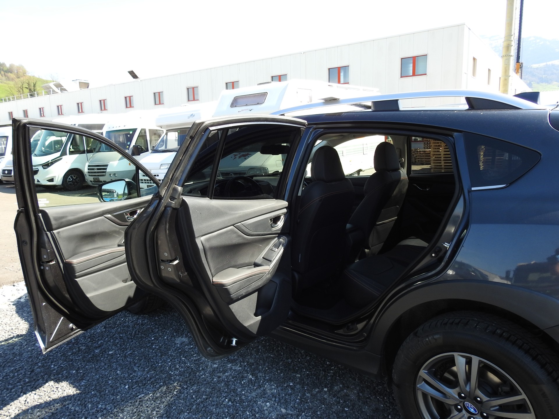 SUBARU XV 2.0 Luxury AWD Lineartronic-image-13